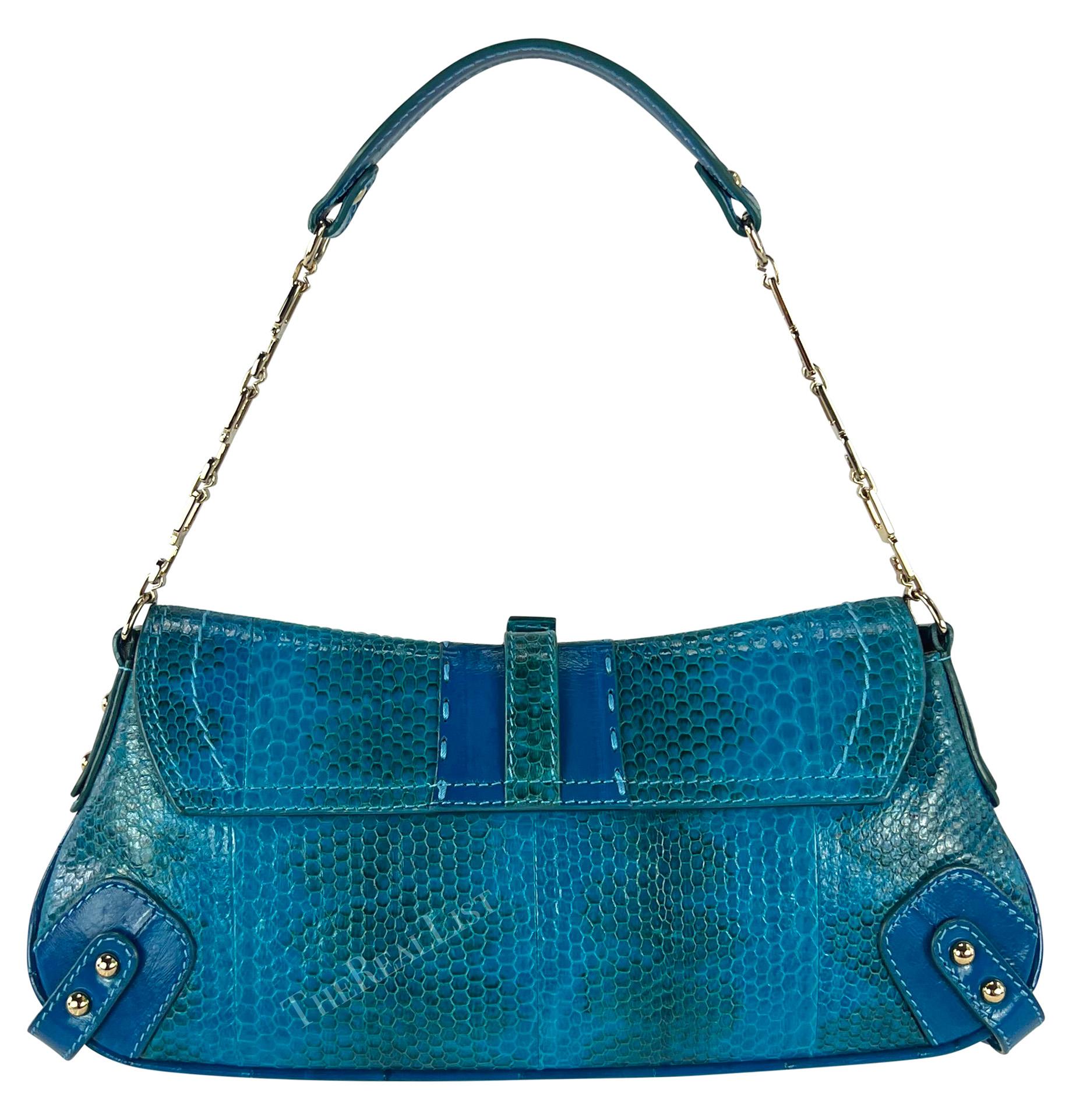 F/W 2004 Dolce & Gabbana Bright Blue Gold DG Chain Small Embossed Shoulder Bag For Sale 1