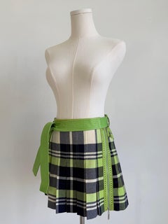 Christian Dior 2004 Women's Green Plaid Pleated Mini Skirt with Belt