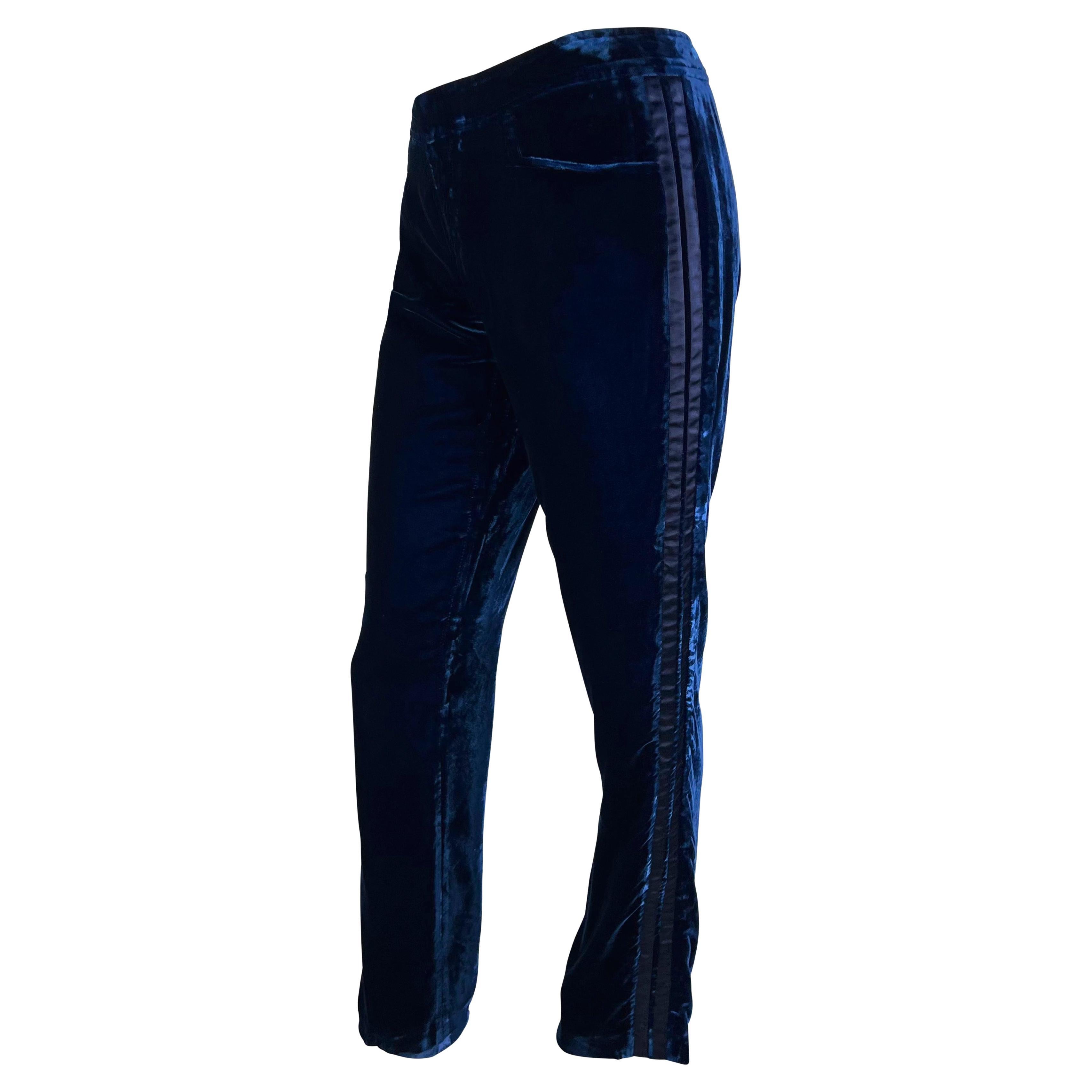 Pantalon de smoking bleu profond bordé de velours et de satin Gucci by Tom Ford, A/H 2004