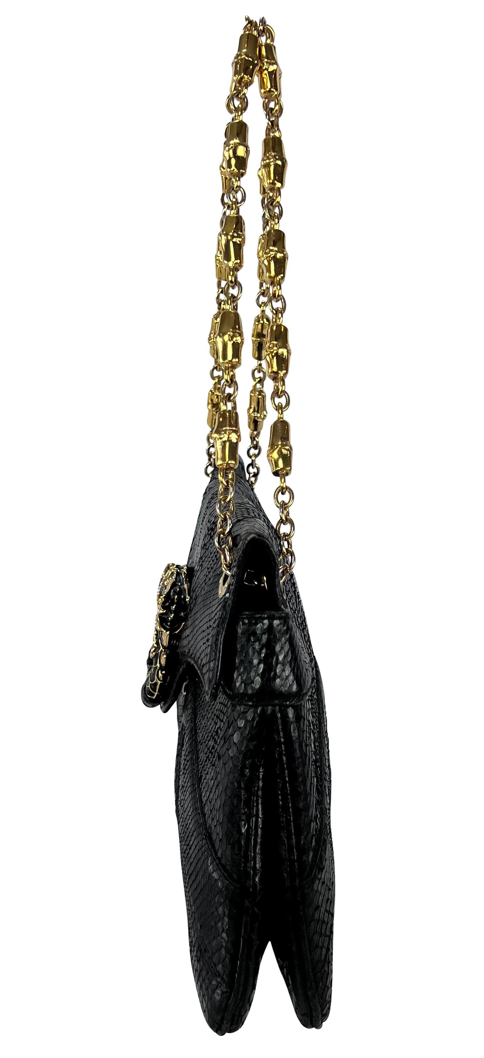 H/W 2004 Gucci by Tom Ford Schwarze Klappentasche aus echtem Python mit Strass und Drachen in Schwarz im Angebot 1