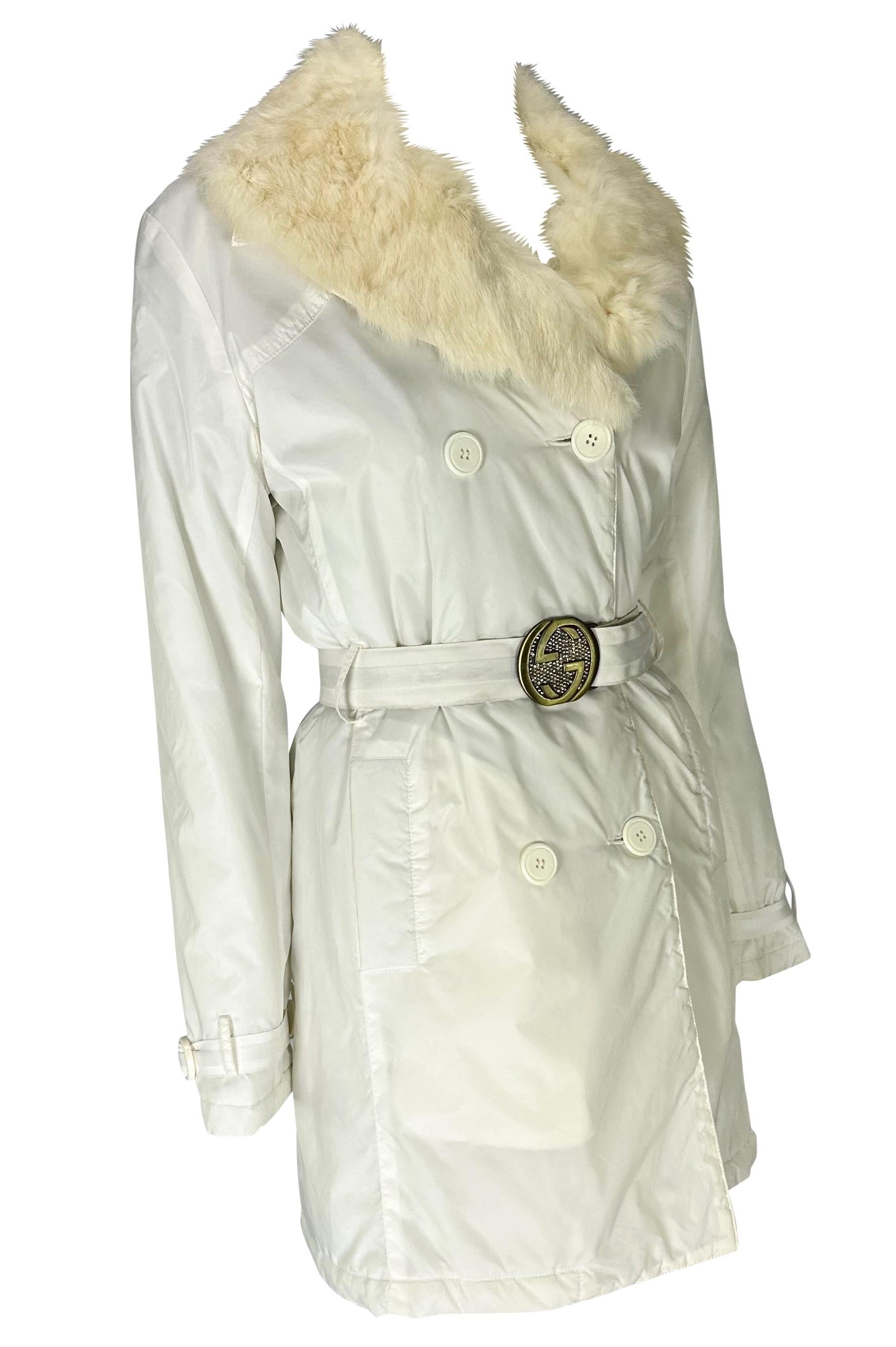 F/W 2004 Gucci by Tom Ford GG Rhinestone Buckle White Fur Trim Puffer Coat For Sale 2