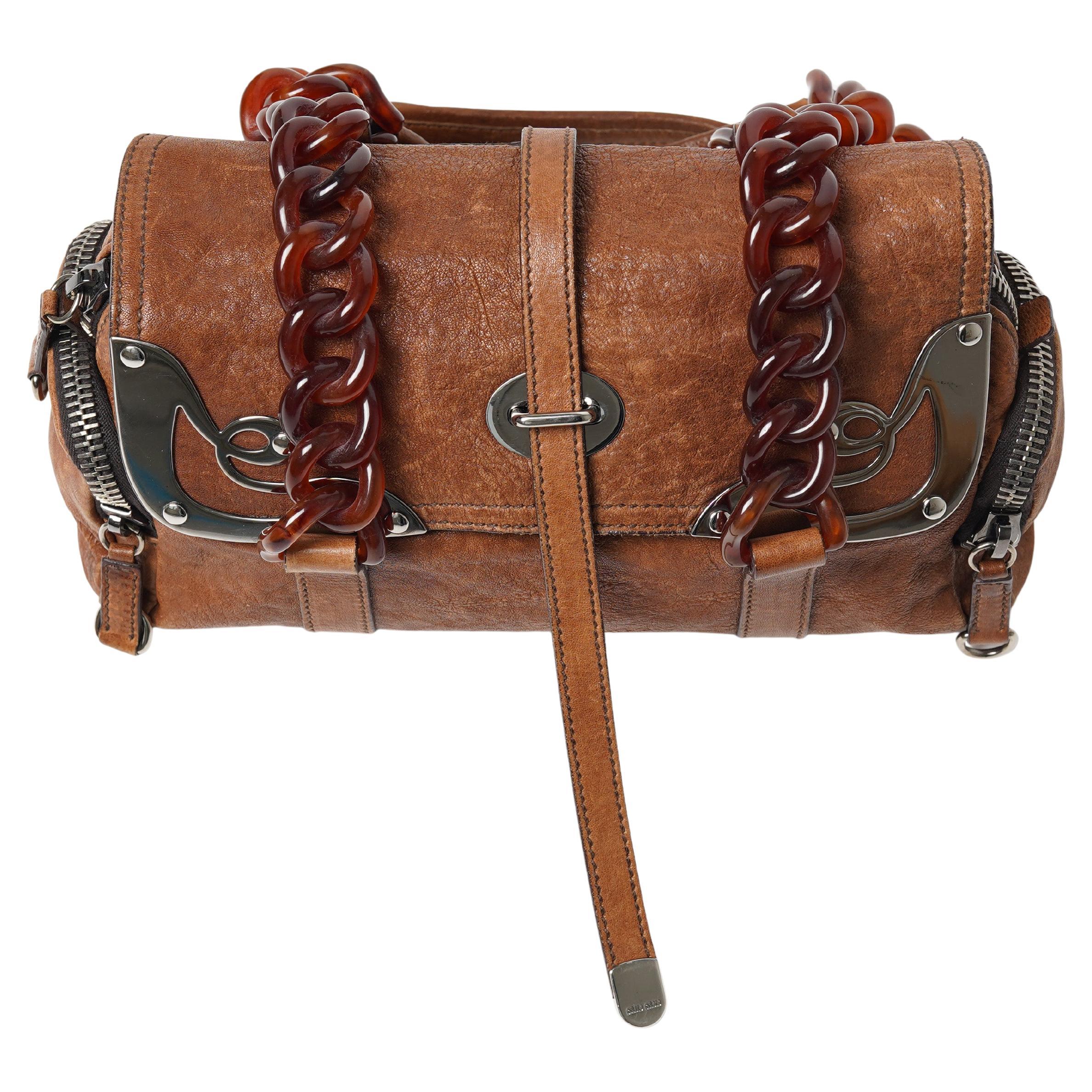 F/W 2004 Miu Miu Runway Bolso de piel coñac con asas de cadena de celuloide en Bueno estado para la venta en Berlin, DE