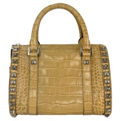 F/W 2004 Versace by Donatella Bolso Tote Pequeño de Piel con Tachuelas en Relieve Marrón Claro