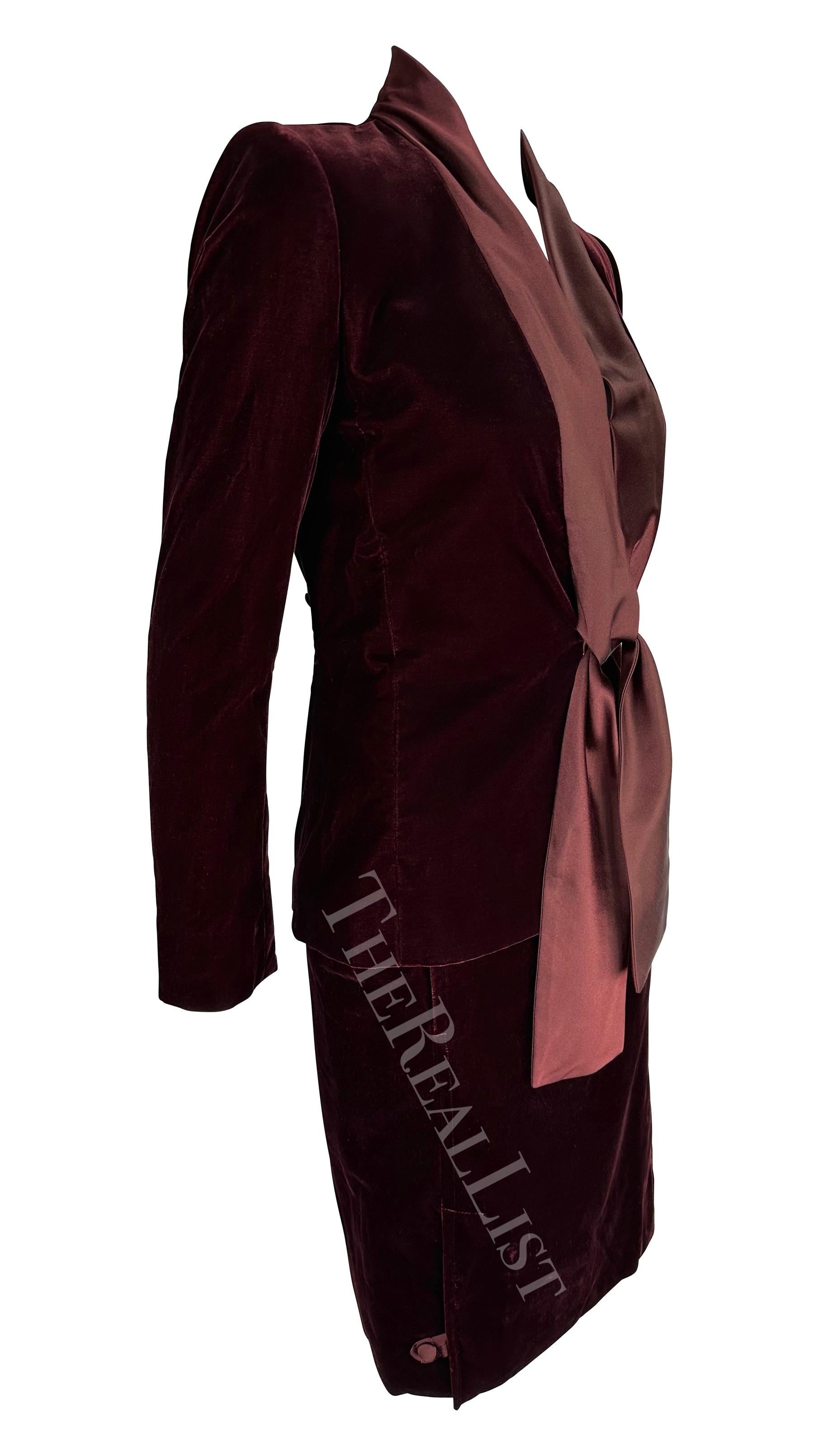 F/W 2004 Yves Saint Laurent by Tom Ford Deep Red Velvet Satin Sash Skirt Suit  For Sale 4