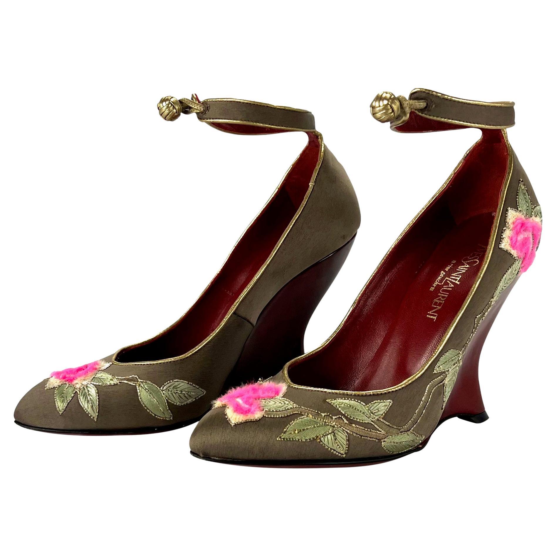 Brown F/W 2004 Yves Saint Laurent by Tom Ford Embroidered Chinoiserie Wedge Size 36 For Sale