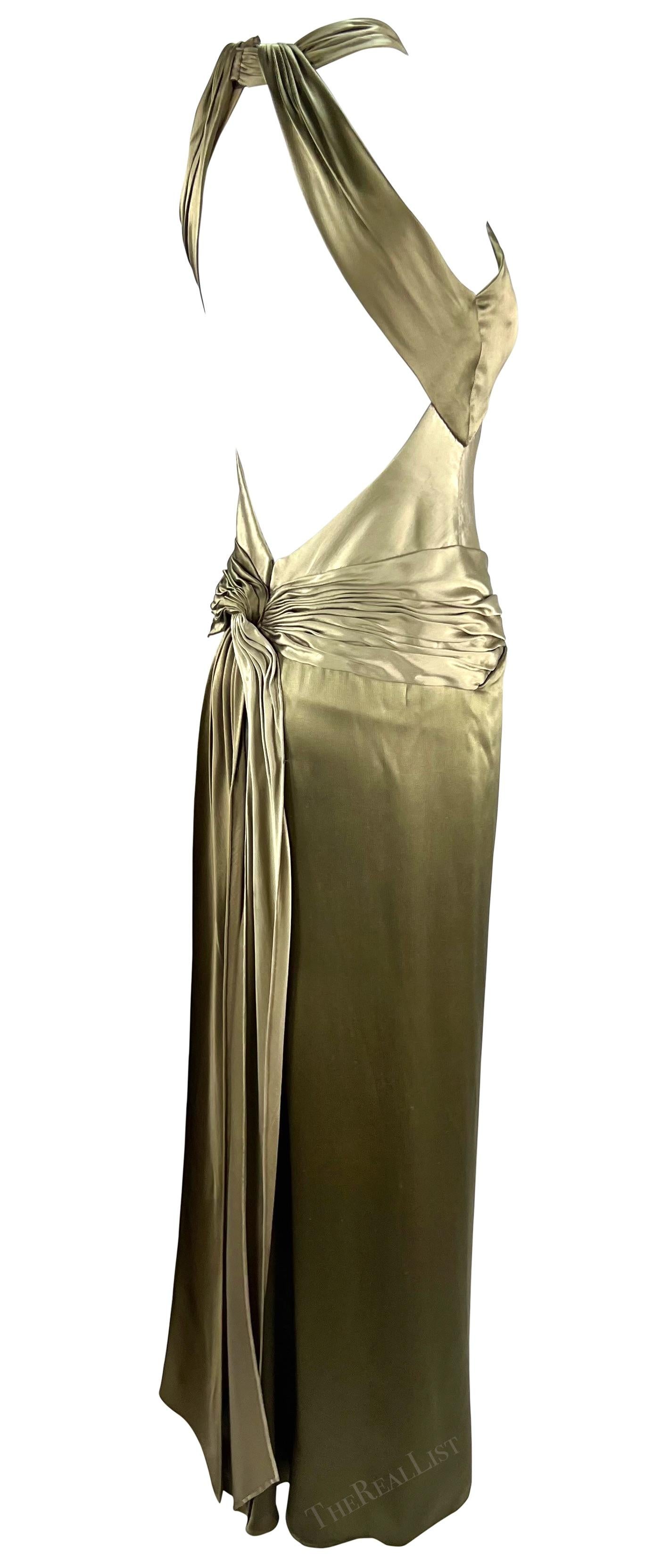 F/W 2005 Valentino Haute Couture Olive Green Silk Metal Embellished Runway Gown For Sale 11