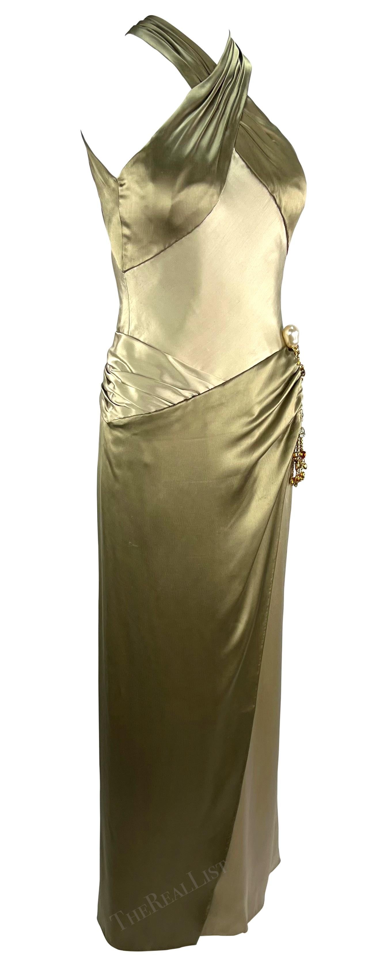 F/W 2005 Valentino Haute Couture Olive Green Silk Metal Embellished Runway Gown For Sale 13