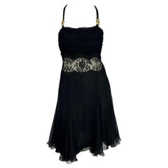 A/I 2005 Versace by Donatella Versace: mini abito Medusa in chiffon di seta nero e pizzo