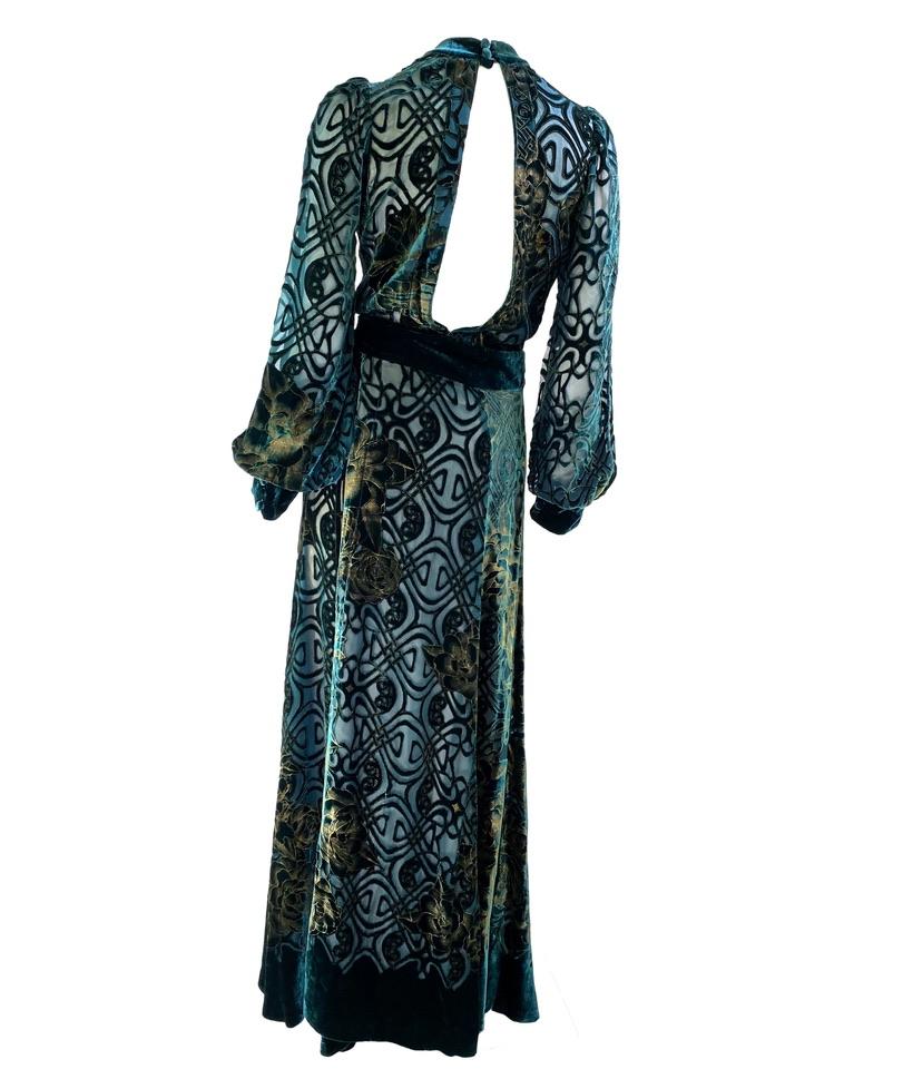 F/W 2006 Roberto Cavalli Dark Green Velvet Art Nouveau Wrap Gown In Excellent Condition In West Hollywood, CA