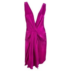 Mini robe à décolleté plongeant en soie fuchsia Christian Dior by John Galliano, A/H 2007