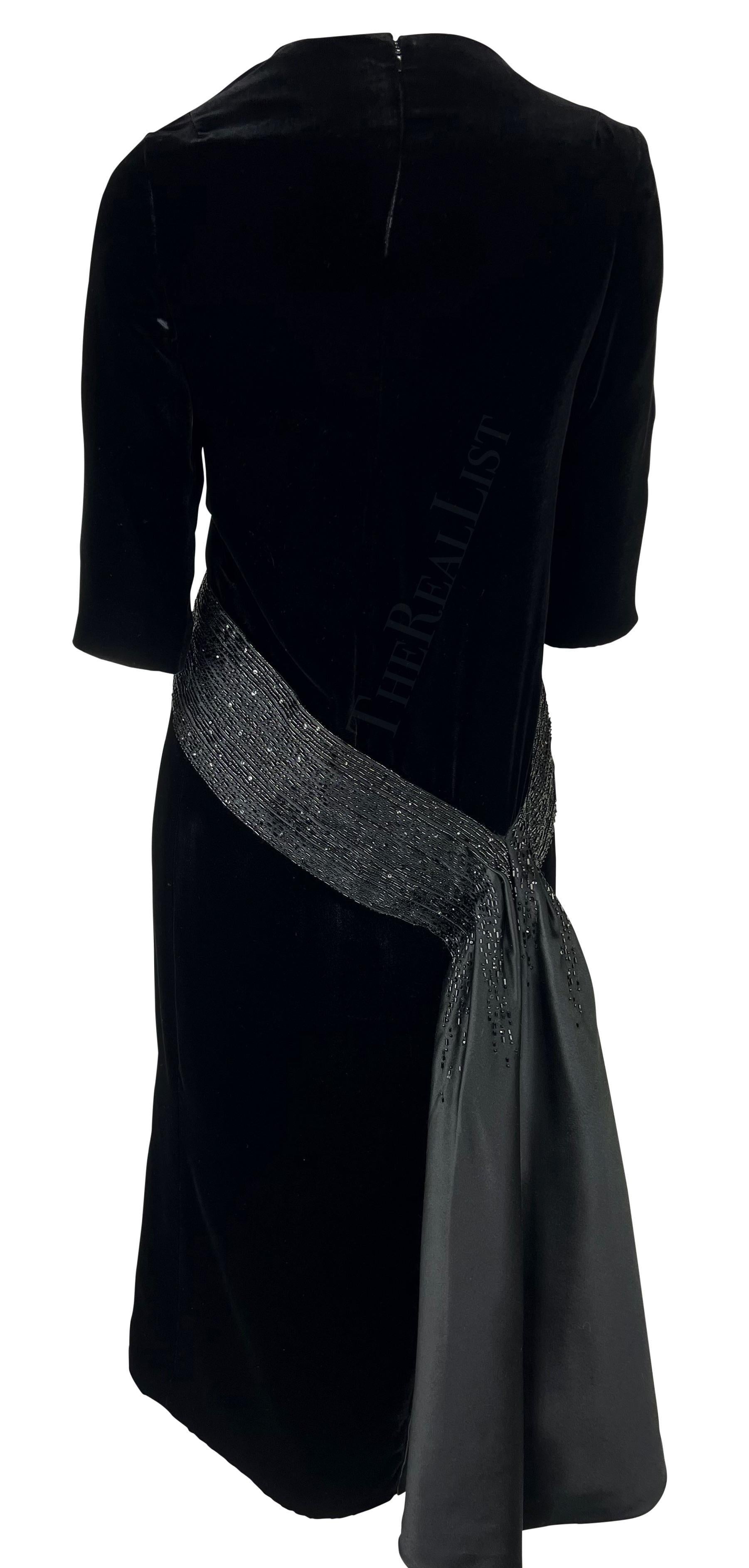 H/W 2007 Christian Dior Haute Couture by John Galliano Schwarzes perlenbesetztes Samtkleid im Angebot 5