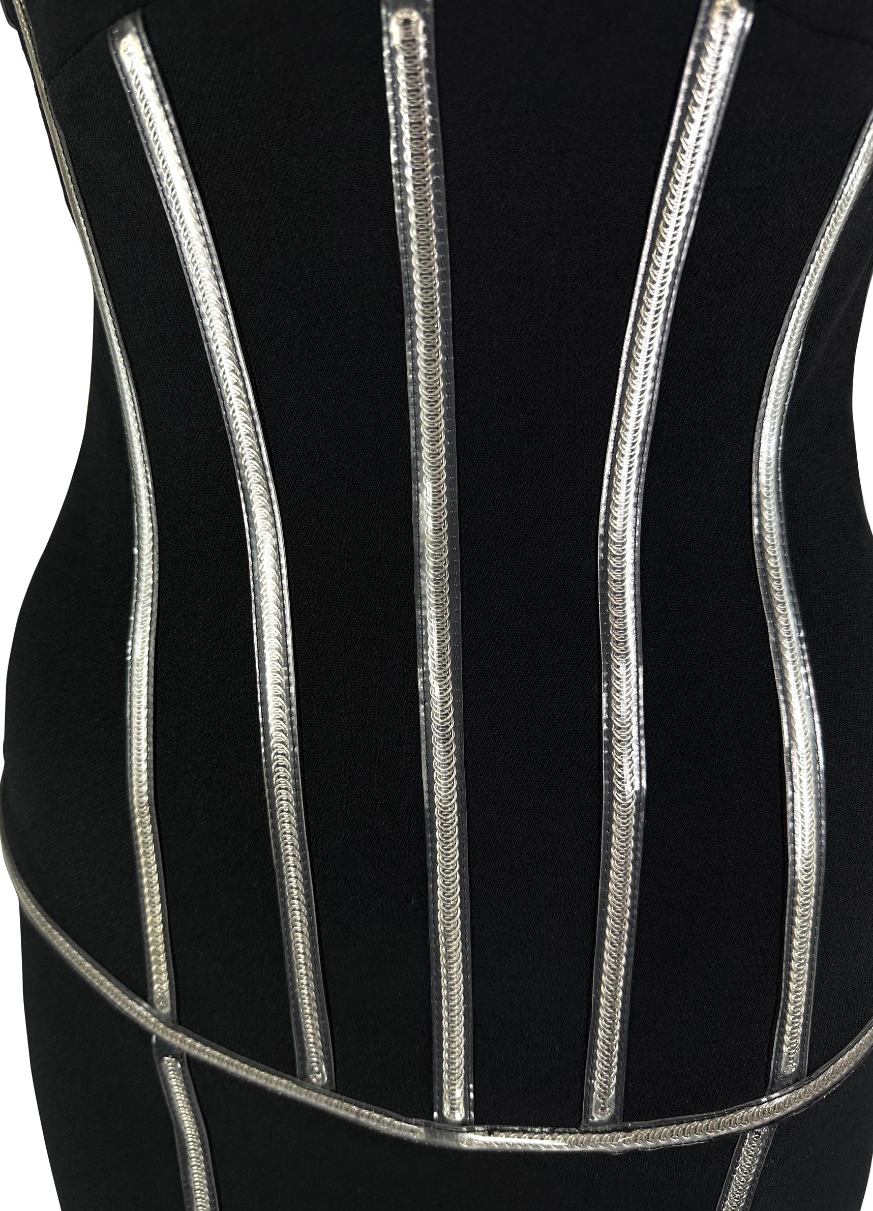 F/W 2007 Dolce & Gabbana Runway PVC Exposed Metal Corset Boning Black Midi Dress For Sale 2