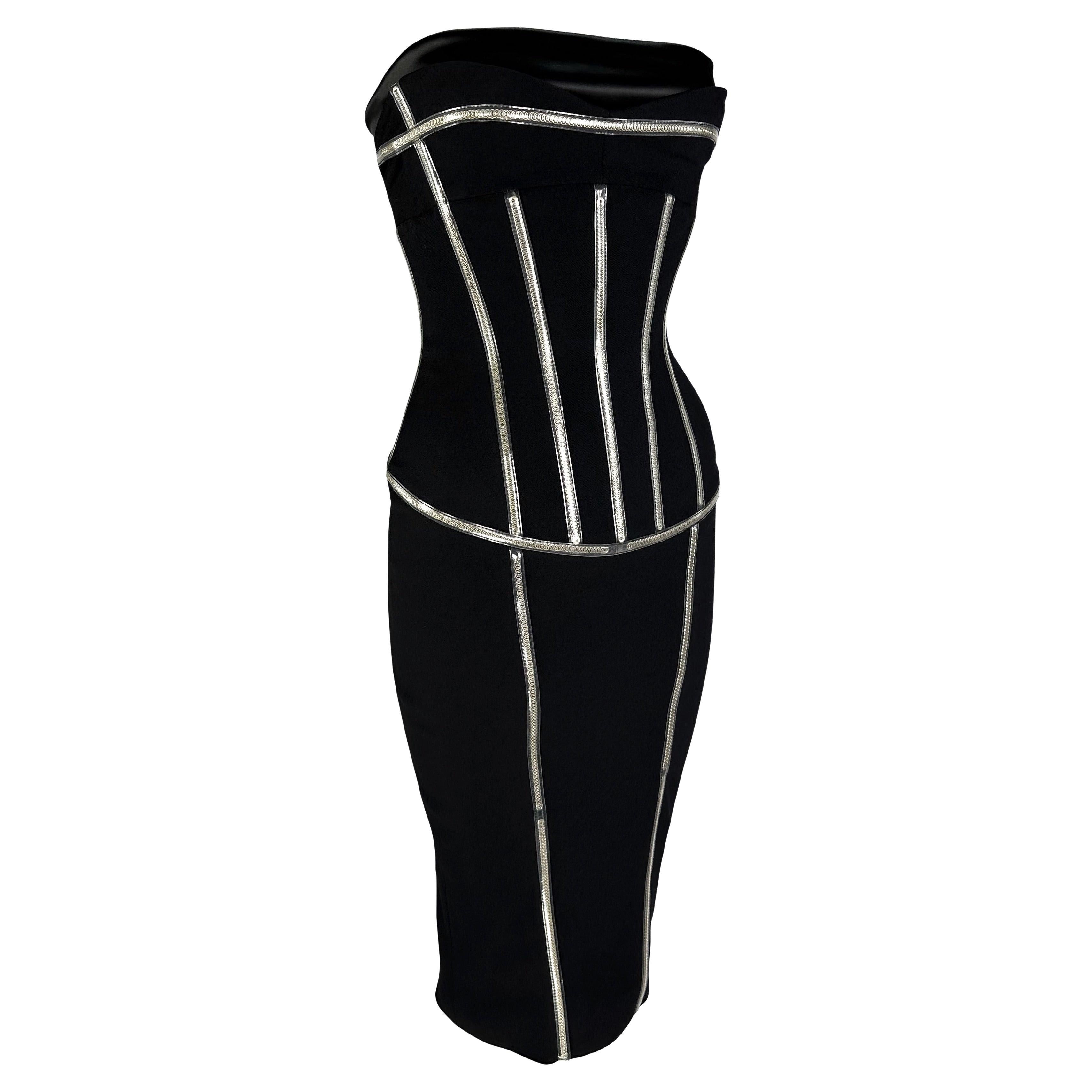 F/W 2007 Dolce & Gabbana Runway PVC Exposed Metal Corset Boning Black Midi Dress For Sale