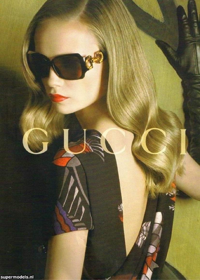 F/W 2007 Look #20 - Robe en soie vintage Gucci ornée de cristaux et de pierres précieuses 38, 42 en vente 1