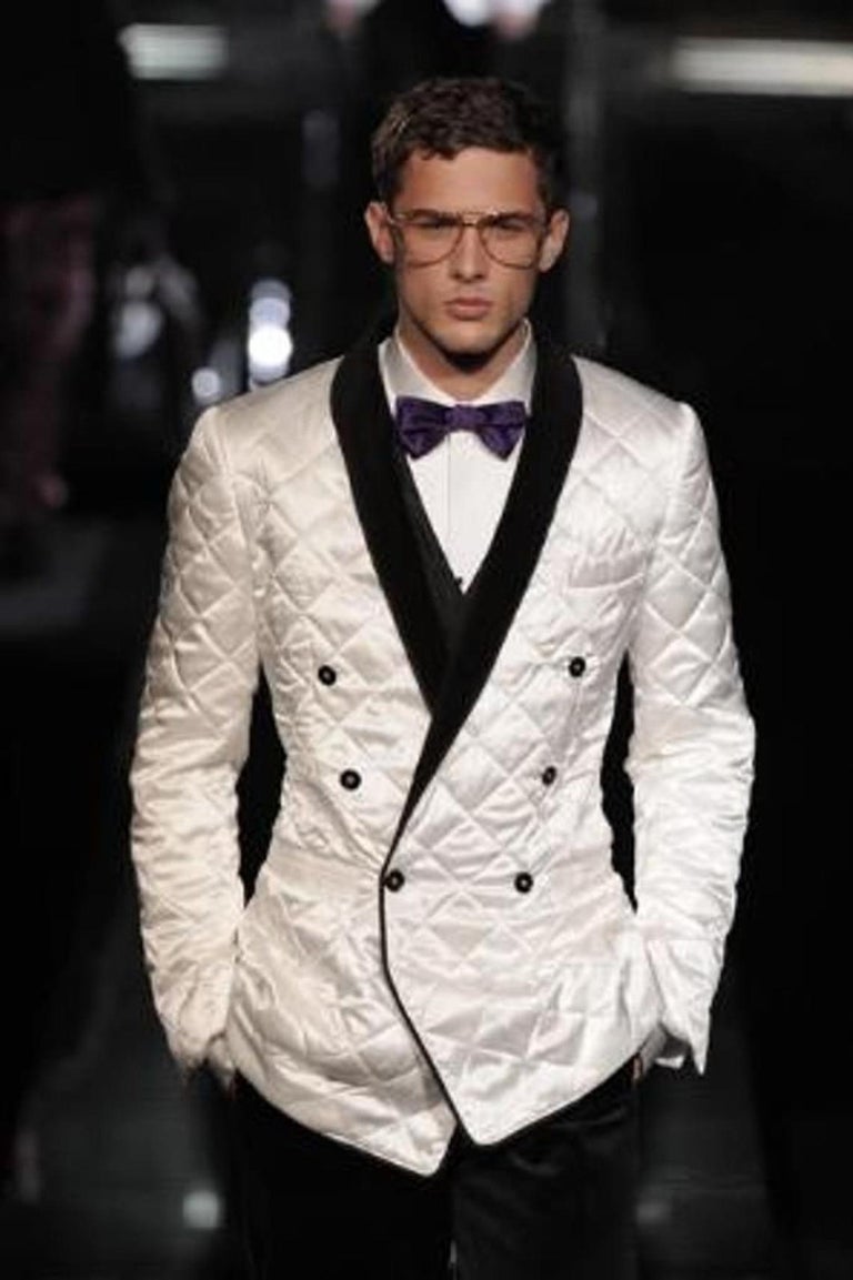 F/W 2009 Dolce and Gabbana Quilted Silk Tuxedo Blazer For Sale at 1stDibs