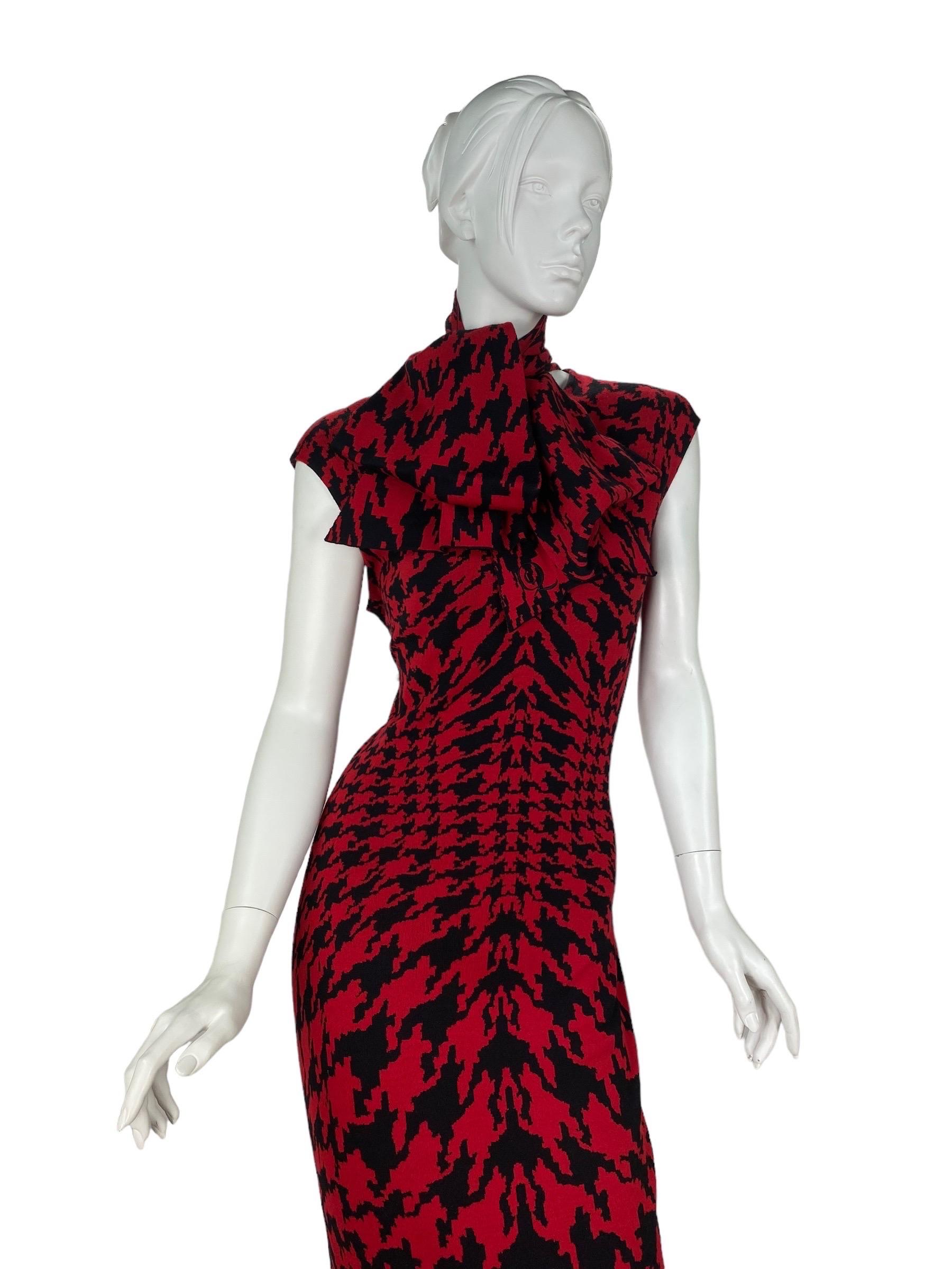 Women's F/W 2009 Iconic Alexander Mcqueen houndstooth print knit dress  For Sale