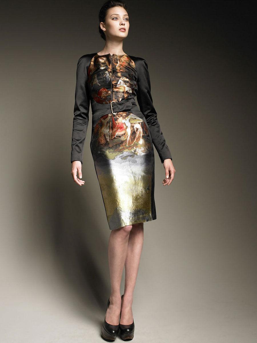 ALEXANDER MCQUEEN

F/W 2010  'HIERONYMUS BOSCH' DRESS

 'ANGELS & DEMONS' COLLECTION

Strong design statement from McQueen's last collection! 

100% Silk with metallic finish

Excellent pre-owned condition. 

IT Size 38 - US 2