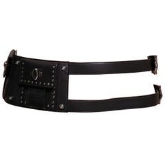 F/W 2011 Look #7 VERSACE BLACK LEATHER STUDDED BELT mit MEDUSA BUCKLE 