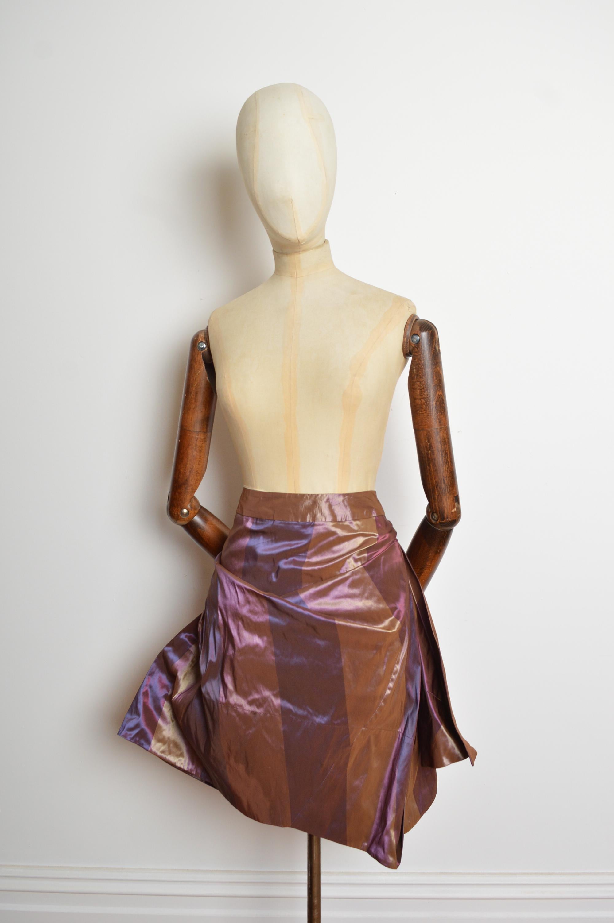 Brown F/W 2011 Vivienne Westwood Dusty Pink Antique Gold Taffeta Structured Skirt For Sale