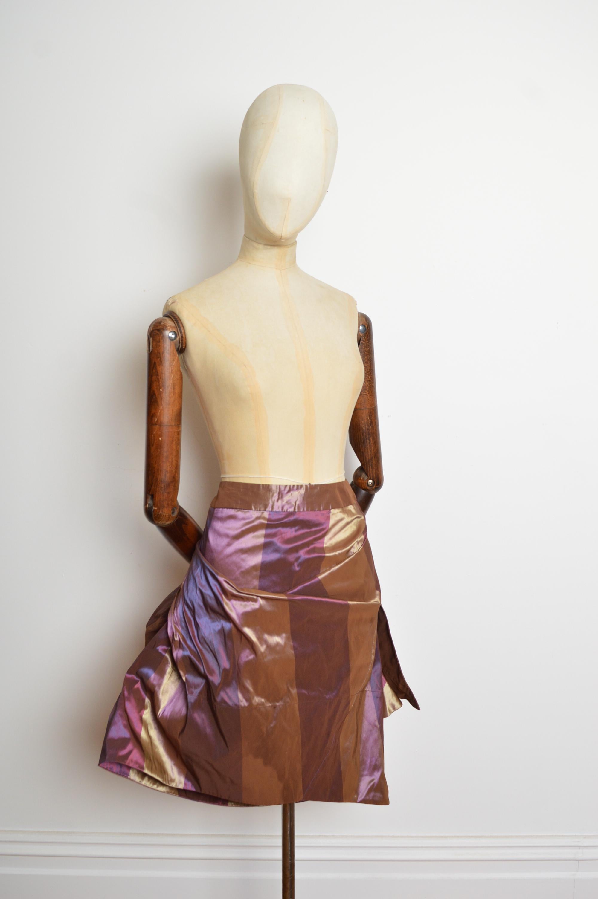 F/W 2011 Vivienne Westwood Dusty Pink Antique Gold Taffeta Structured Skirt For Sale 3
