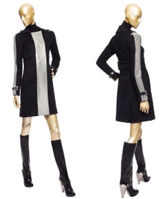Look A/I 2012 # 24nVersace Cappotto nero con catene e abbottonatura a rete 38 - 2