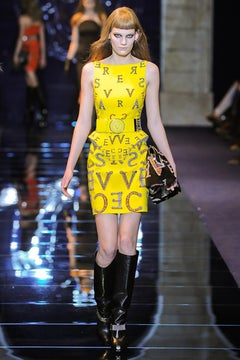 F/W 2012 Look # 30 Versace Robe en crêpe jaune imprimé 42 - 6/8