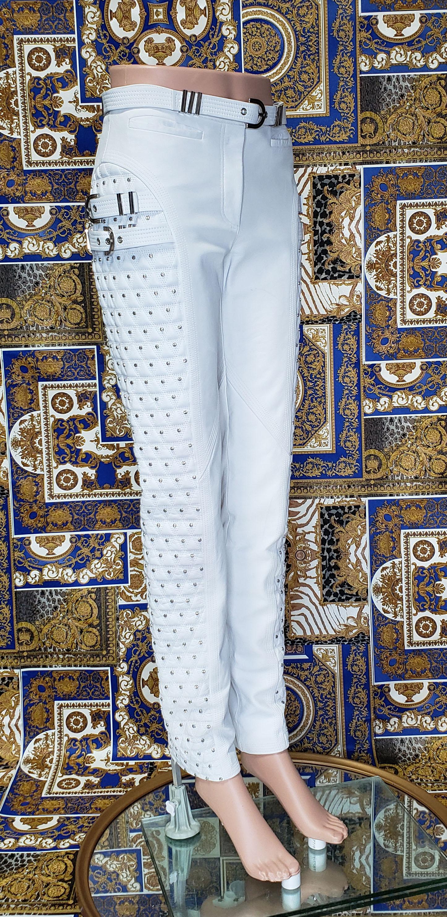 F/W 2013 L# 37 VERSACE WHITE STUDDED LEATHER MOTO PANTS size 38, 40, 42, 44 For Sale 5