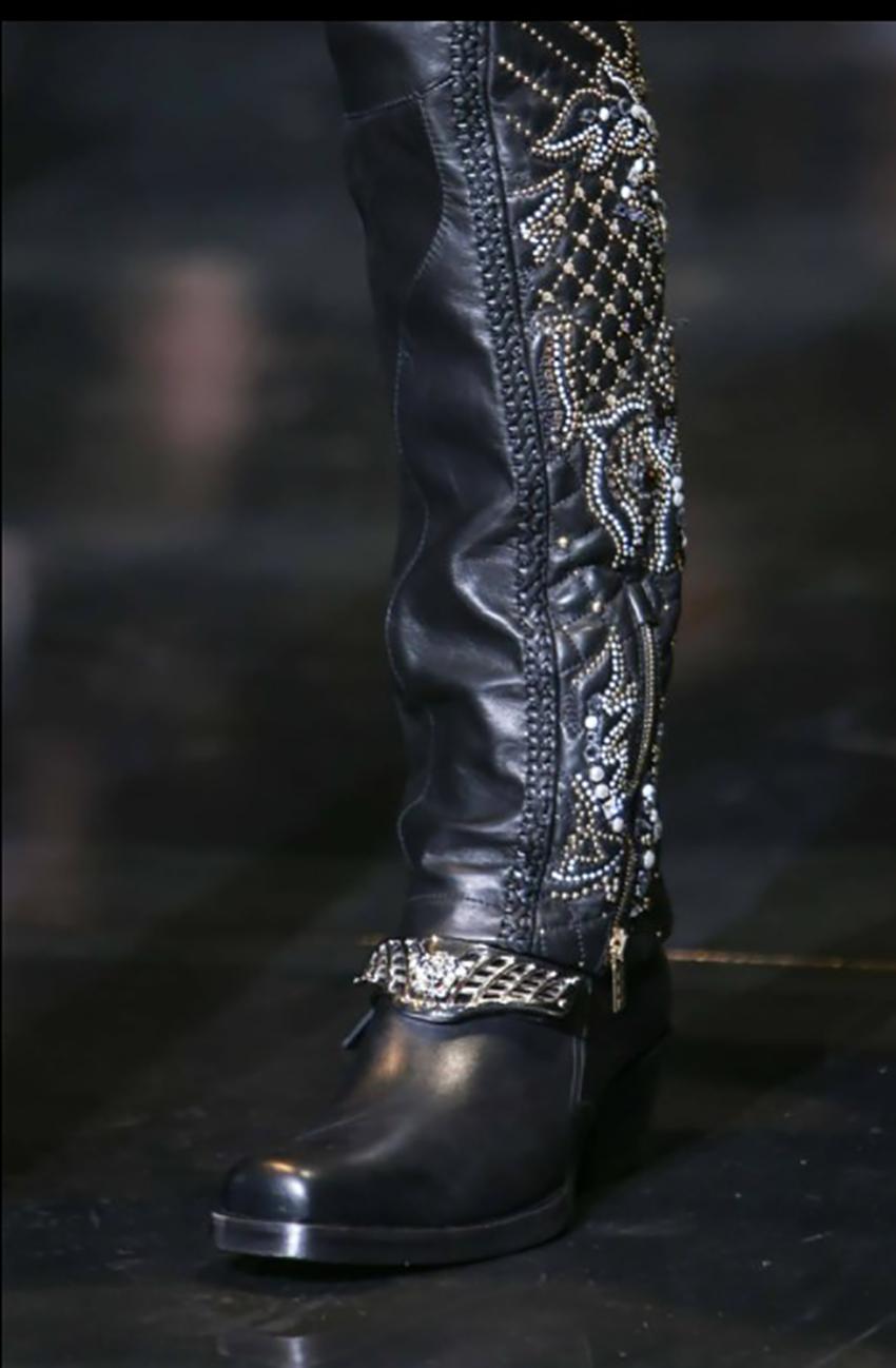 F/W 2014 L#48 VERSACE WESTERN COWBOY BLACK LEATHER BOOTS Sz 41-8, 43-10, 44-11 In New Condition In Montgomery, TX