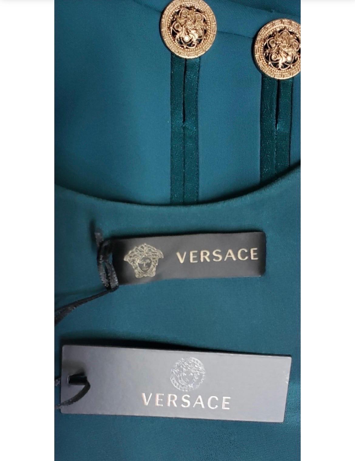 F/W 2014 Look #2 New Versace Military Inspired Dress 38 - 2 In New Condition For Sale In Montgomery, TX