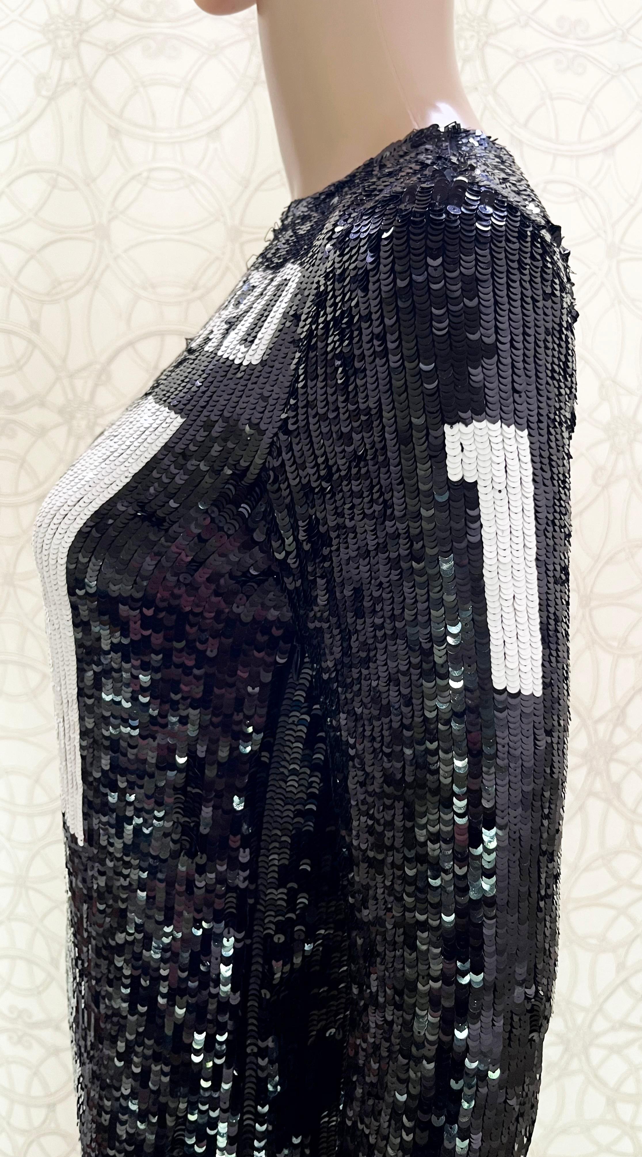F/W 2014 Look # 20 TOM FORD BLACK SEQUIN DRESS as seen on Beyonce Sz IT 34 For Sale 2