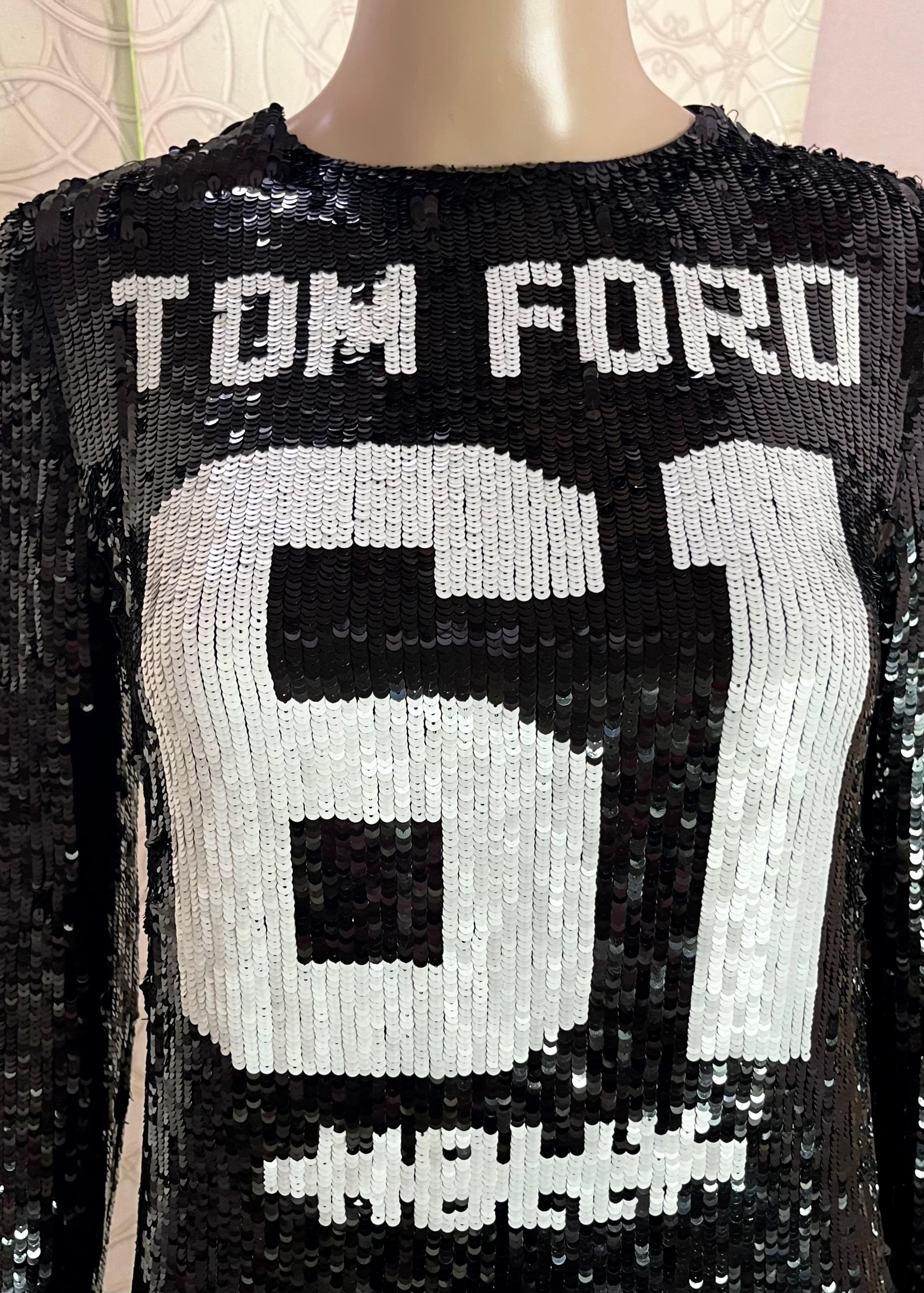 F/W 2014 Look # 20 TOM FORD BLACK SEQUIN DRESS as seen on Beyonce Sz IT 34 For Sale 4