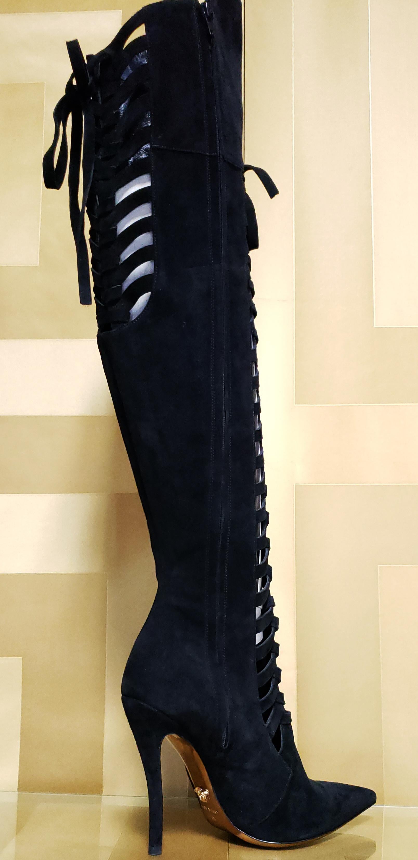 F/W 2014 Look # 27 NEW VERSACE BLACK SUEDE OVER THE KNEE BOOTS 38 - 8 For Sale 4