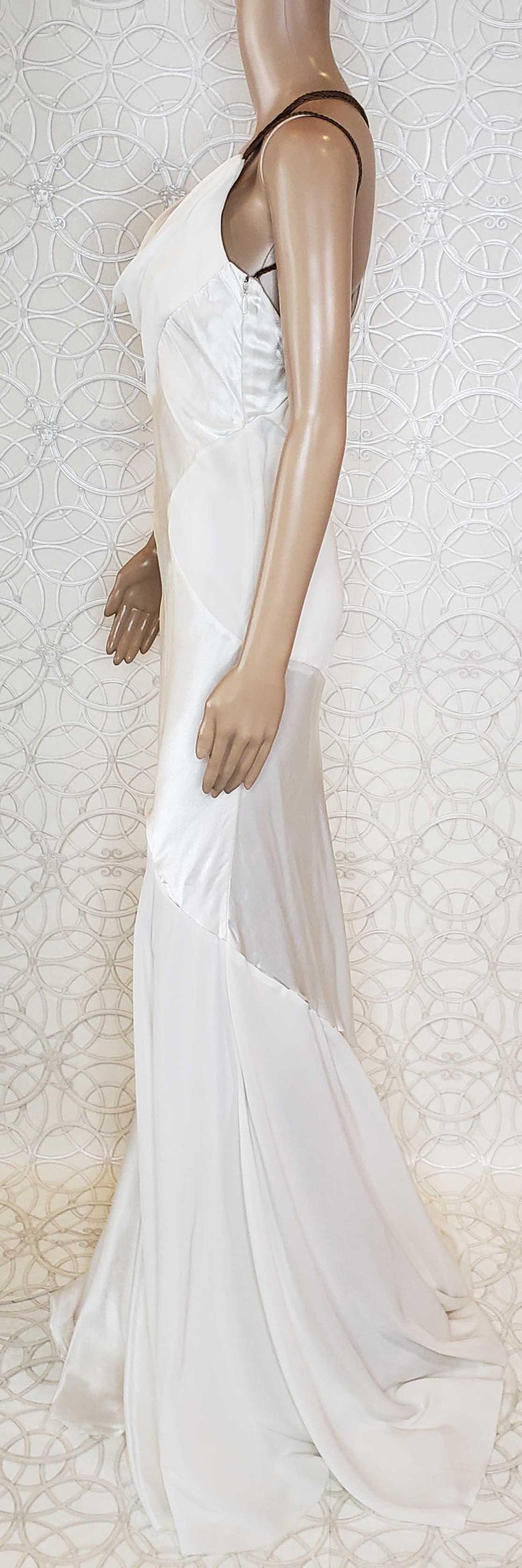 F/W 2014 Look 51 NEW VERSACE WHITE GOWN DRESS as seen on Heidi 38 2 For Sale at 1stDibs