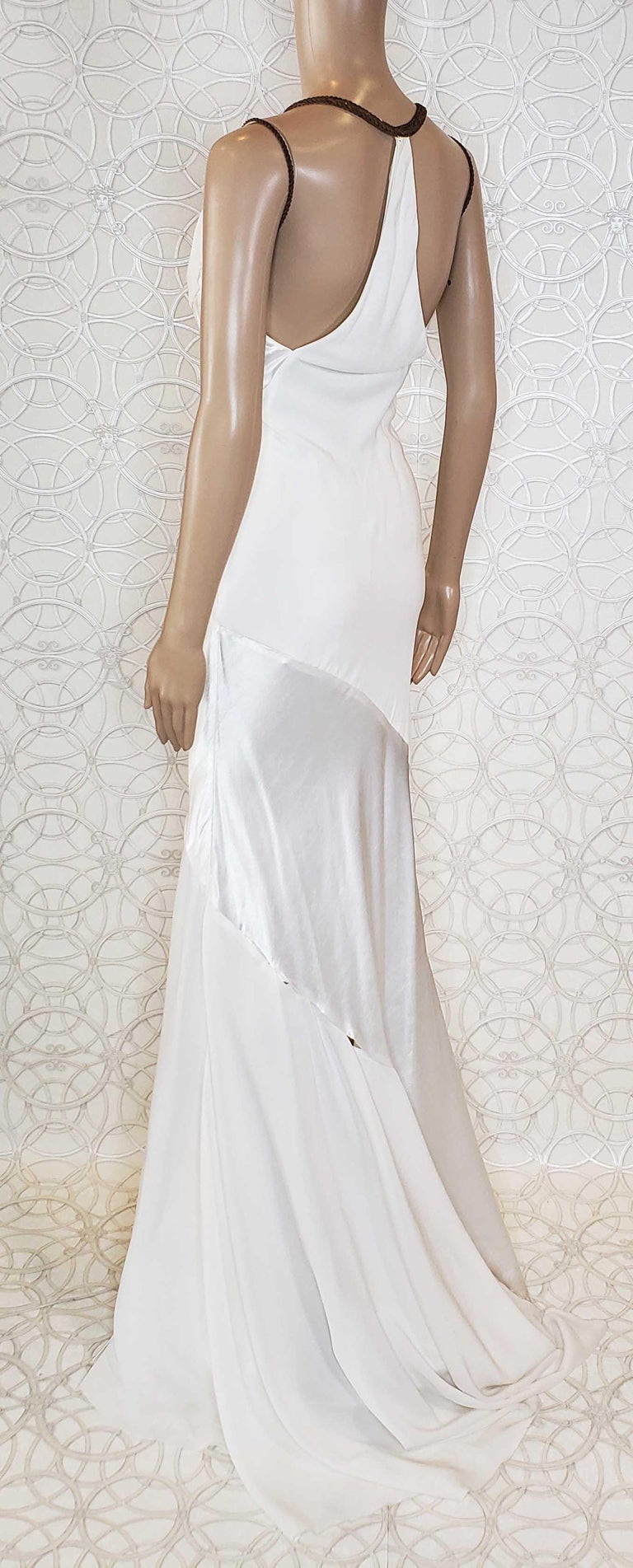 F/W 2014 Look 51 NEW VERSACE WHITE GOWN DRESS as seen on Heidi 38 2 For Sale at 1stDibs