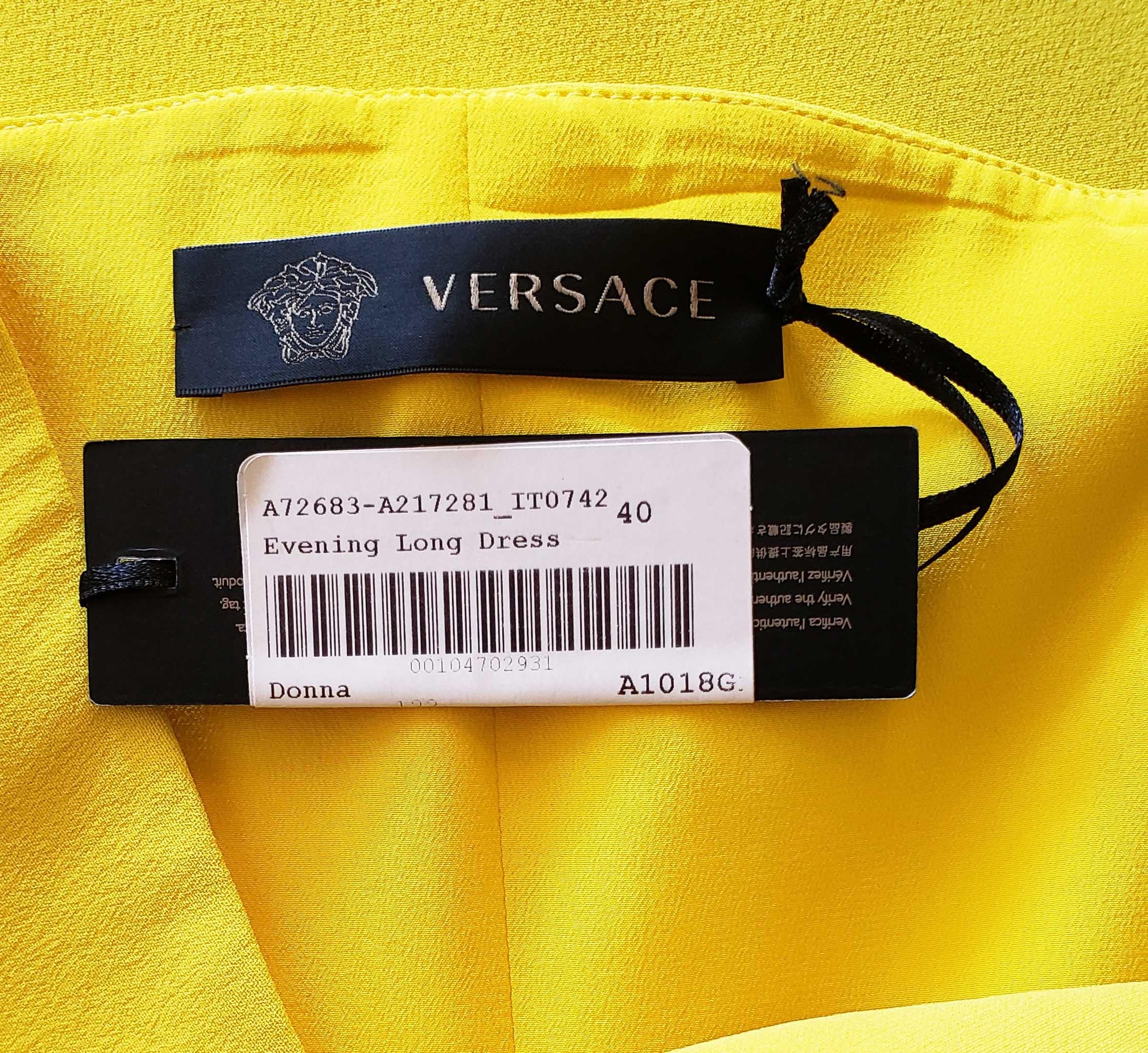F/W 2015 L#44 VERSACE Yellow CUTOUT SILK LONG DRESS 38 For Sale 7