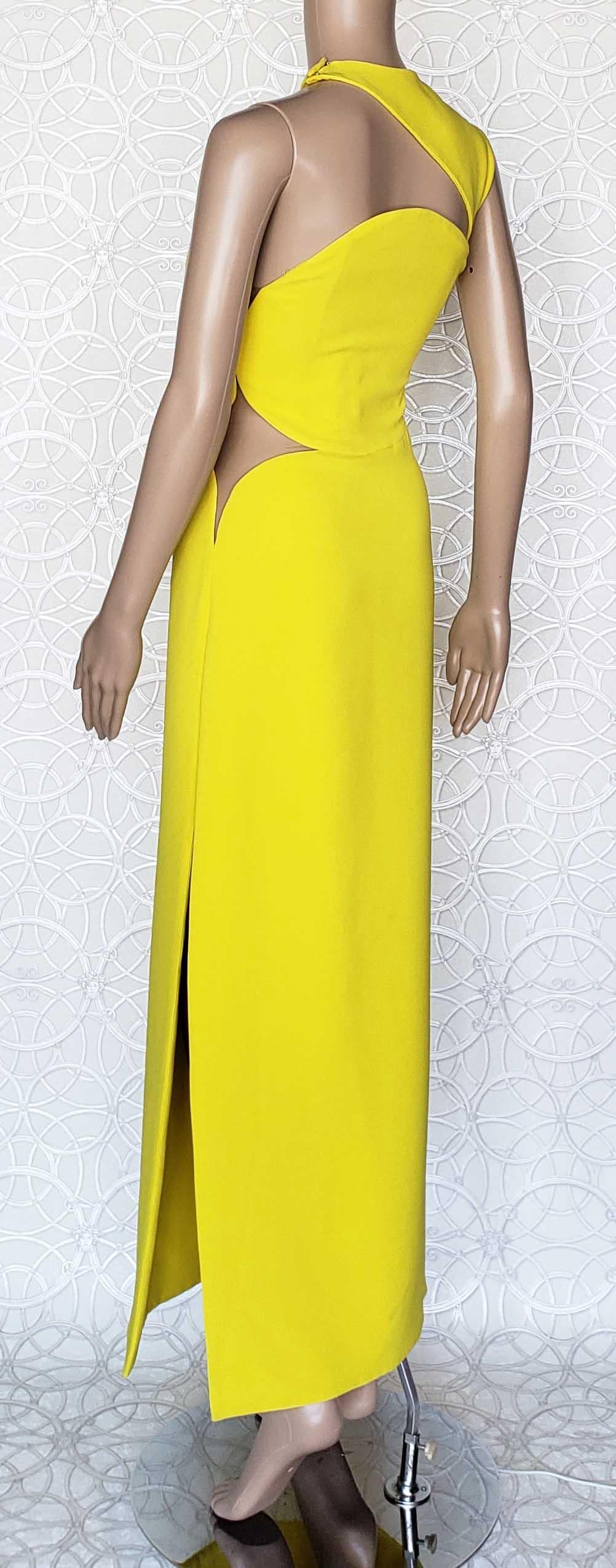 F/W 2015 L#44 VERSACE Yellow CUTOUT SILK LONG DRESS 38 For Sale 2