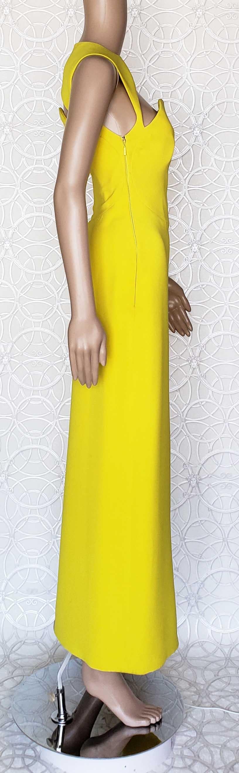 F/W 2015 L#44 VERSACE Yellow CUTOUT SILK LONG DRESS 38 For Sale 4