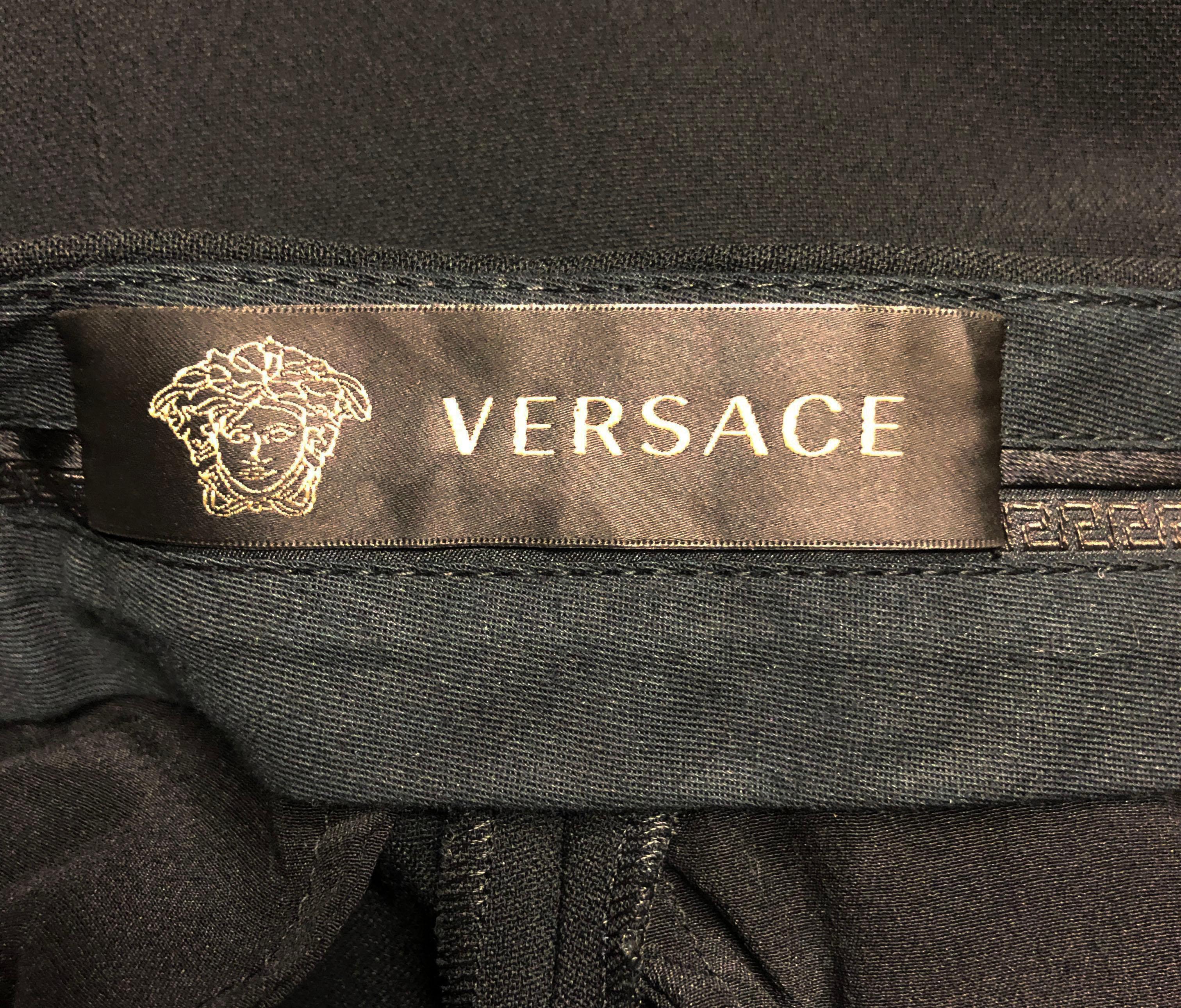 F/W 2015 Look # 13 VERSACE BLACK FLARED PANTS size 38 - 4 For Sale 3