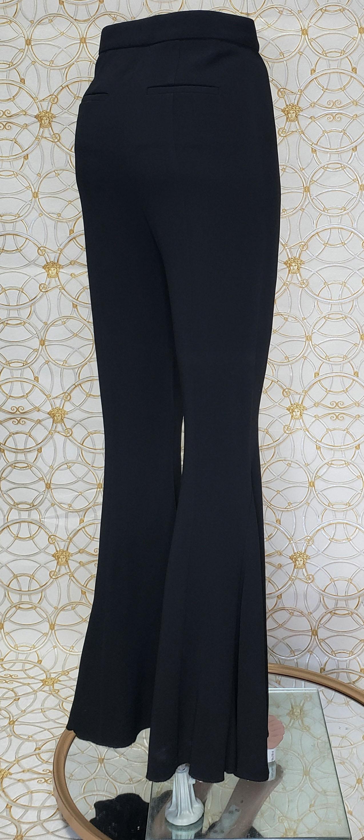 F/W 2015 Look # 13 VERSACE BLACK FLARED PANTS size 38 - 4 In New Condition For Sale In Montgomery, TX