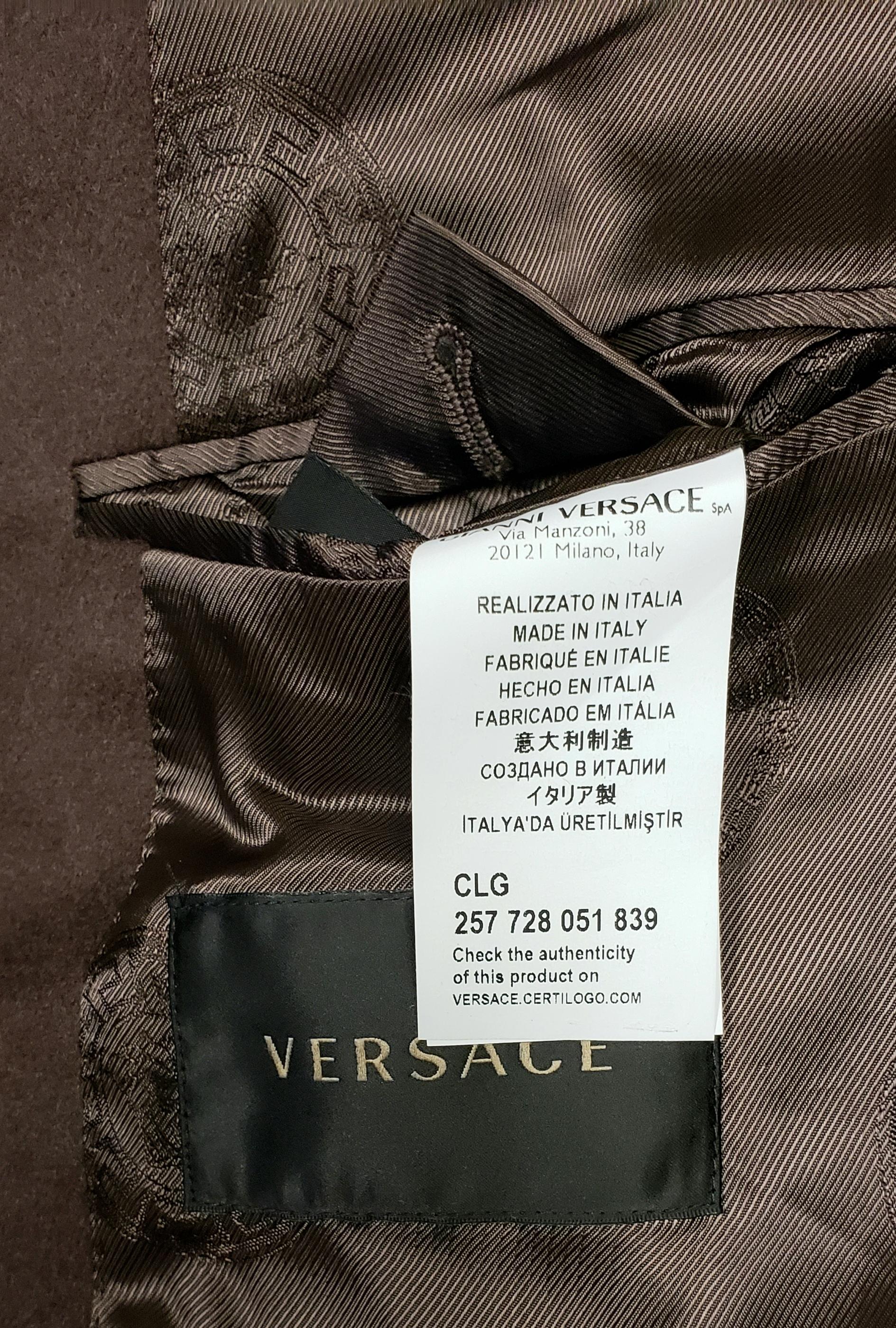 F/W 2015 look # 3 BRAND NEW VERSACE BROWN CASHMERE and SILK SUIT 50 - 40 (L) For Sale 4