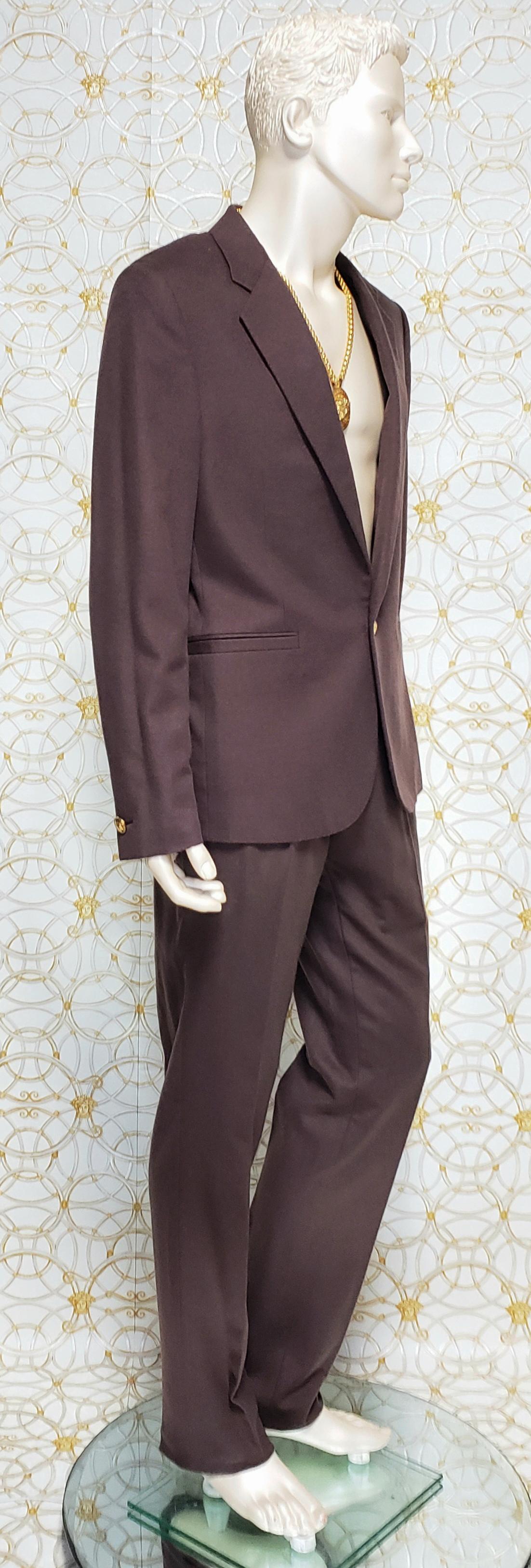 Men's F/W 2015 look # 3 BRAND NEW VERSACE BROWN CASHMERE and SILK SUIT 50 - 40 (L) For Sale