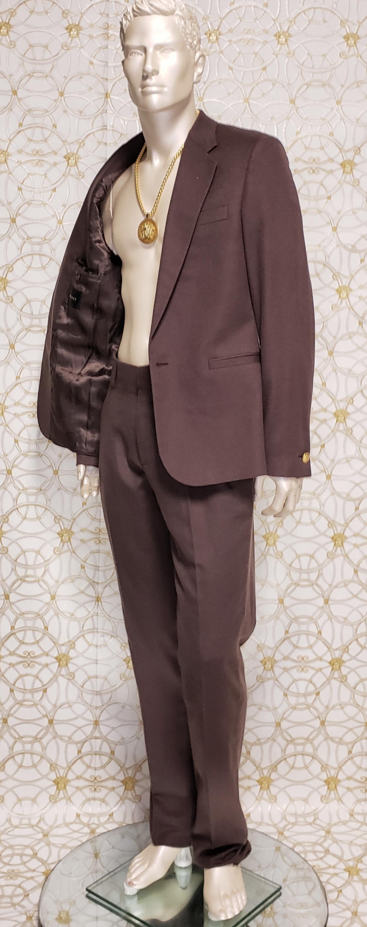 F/W 2015 look # 3 BRAND NEW VERSACE BROWN CASHMERE and SILK SUIT 50 - 40 (L) For Sale 2