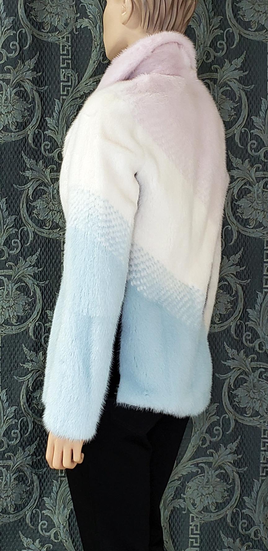 F/W 2016 look # 45 NEW VERSACE PASTEL PINK/WHITE/BLUE/BLACK MINK FUR JACKET 38 For Sale 2