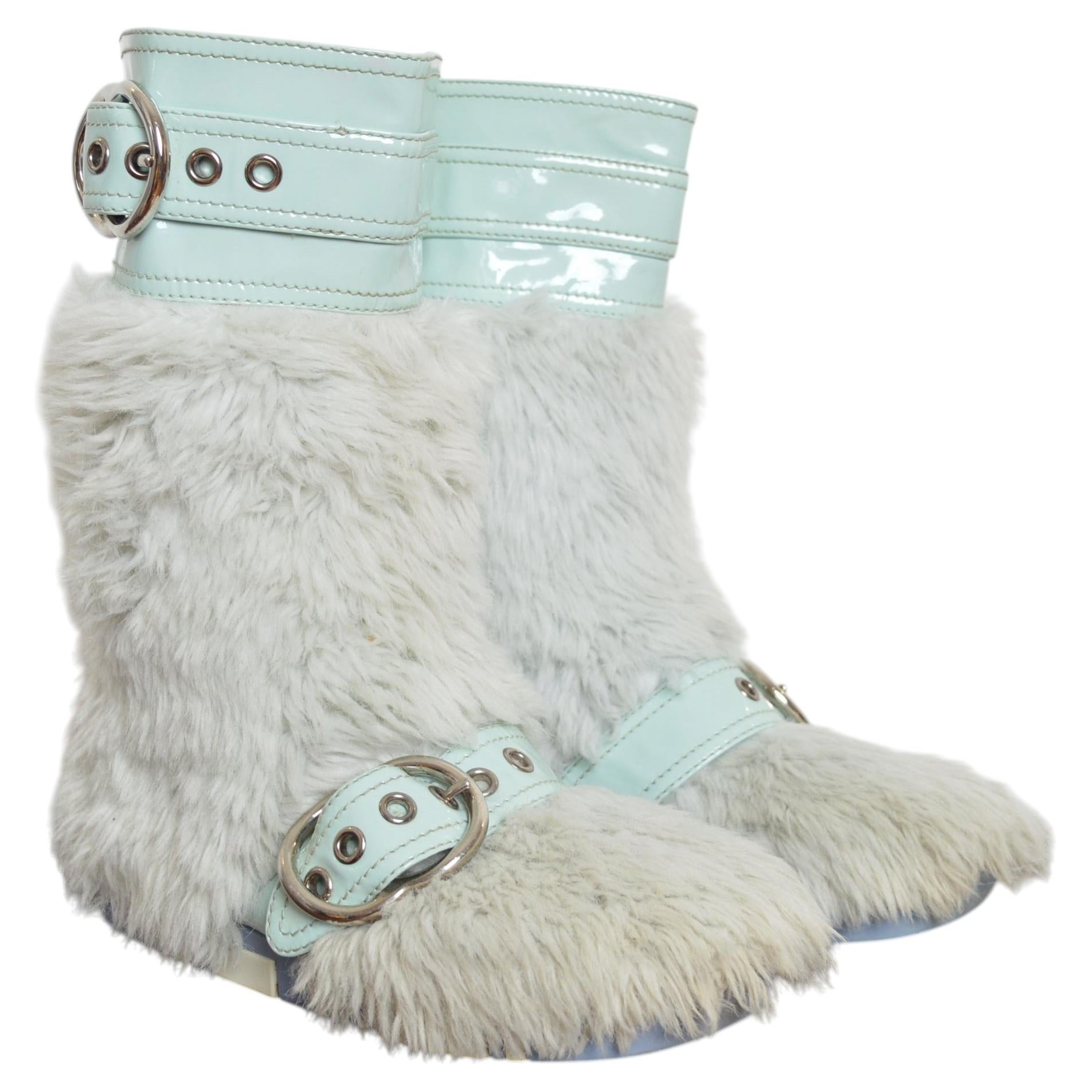 Pre-owned Miuccia Prada F/w 2017 Miu Miu Baby Blue Faux Fur Buckle Snow Boots Eu 39.5 / Uk 6.5 In White