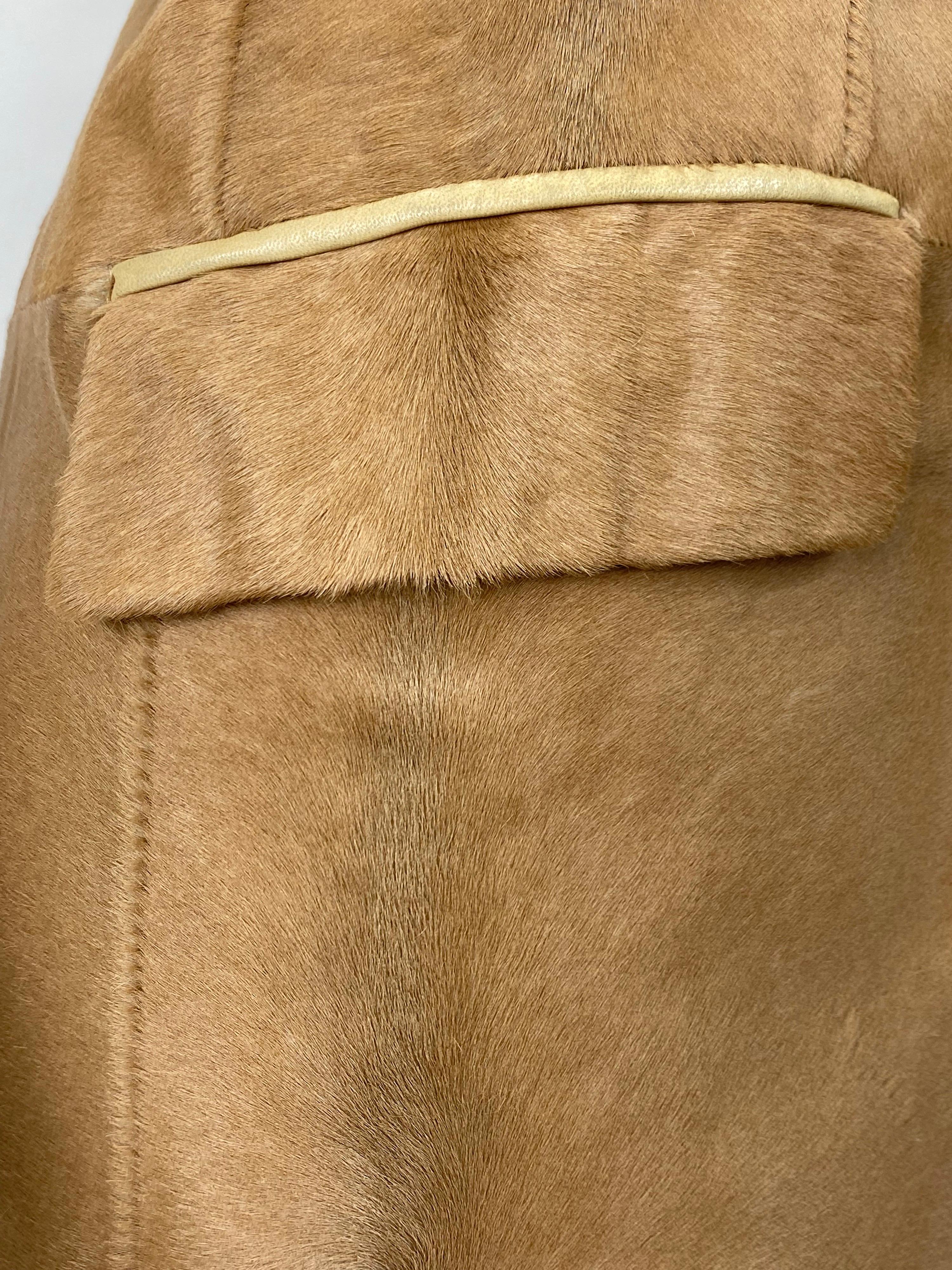 F/W Runway 1996 Vintage Tom Ford for Gucci Fur Leather Coat Museum Worthy size S For Sale 2