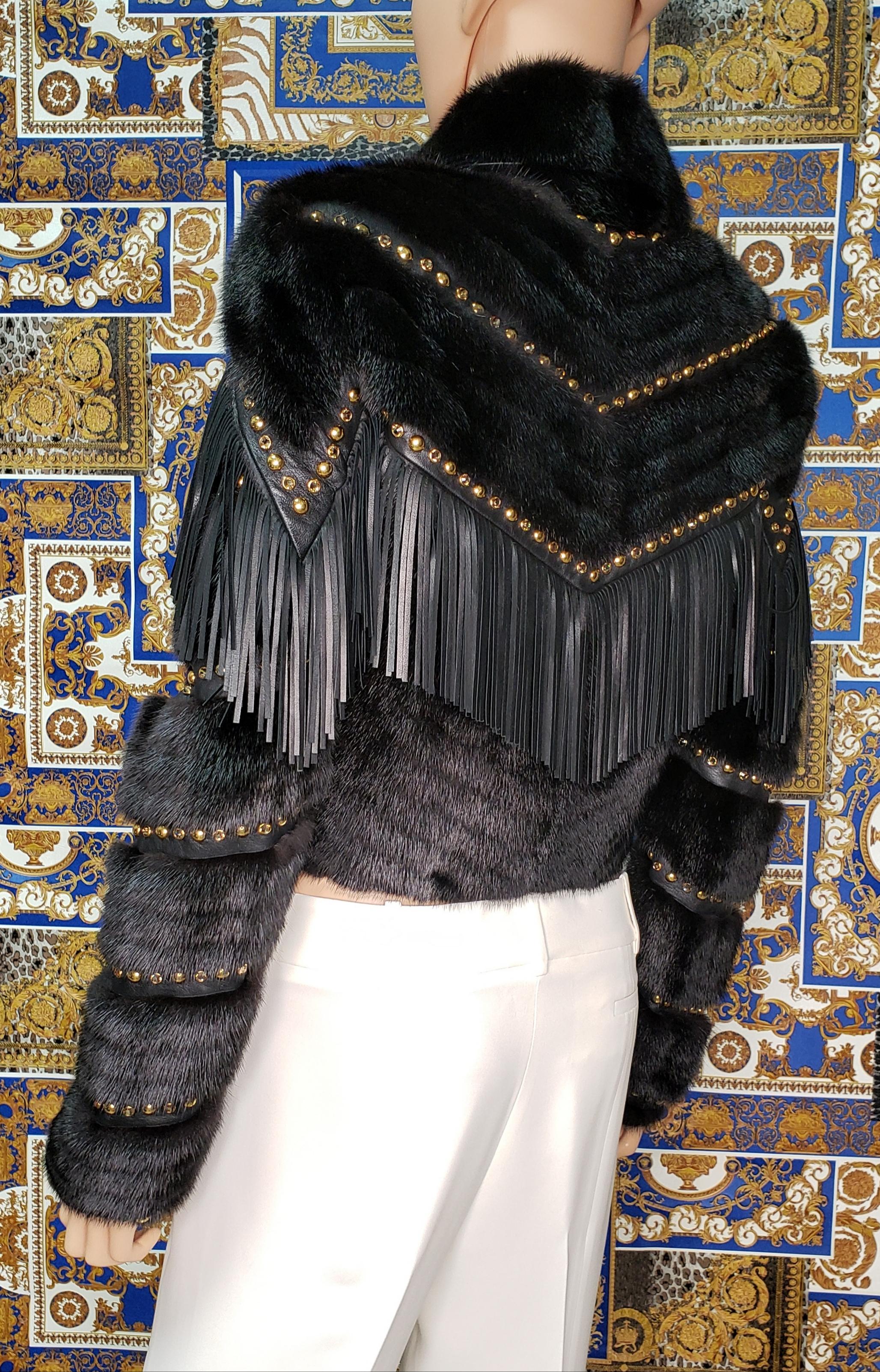 F/W14 Look #19 VERSACE FUR JACKET with STUDS, CRYSAL and LEATHER FRINGE 38 - 2 For Sale 2