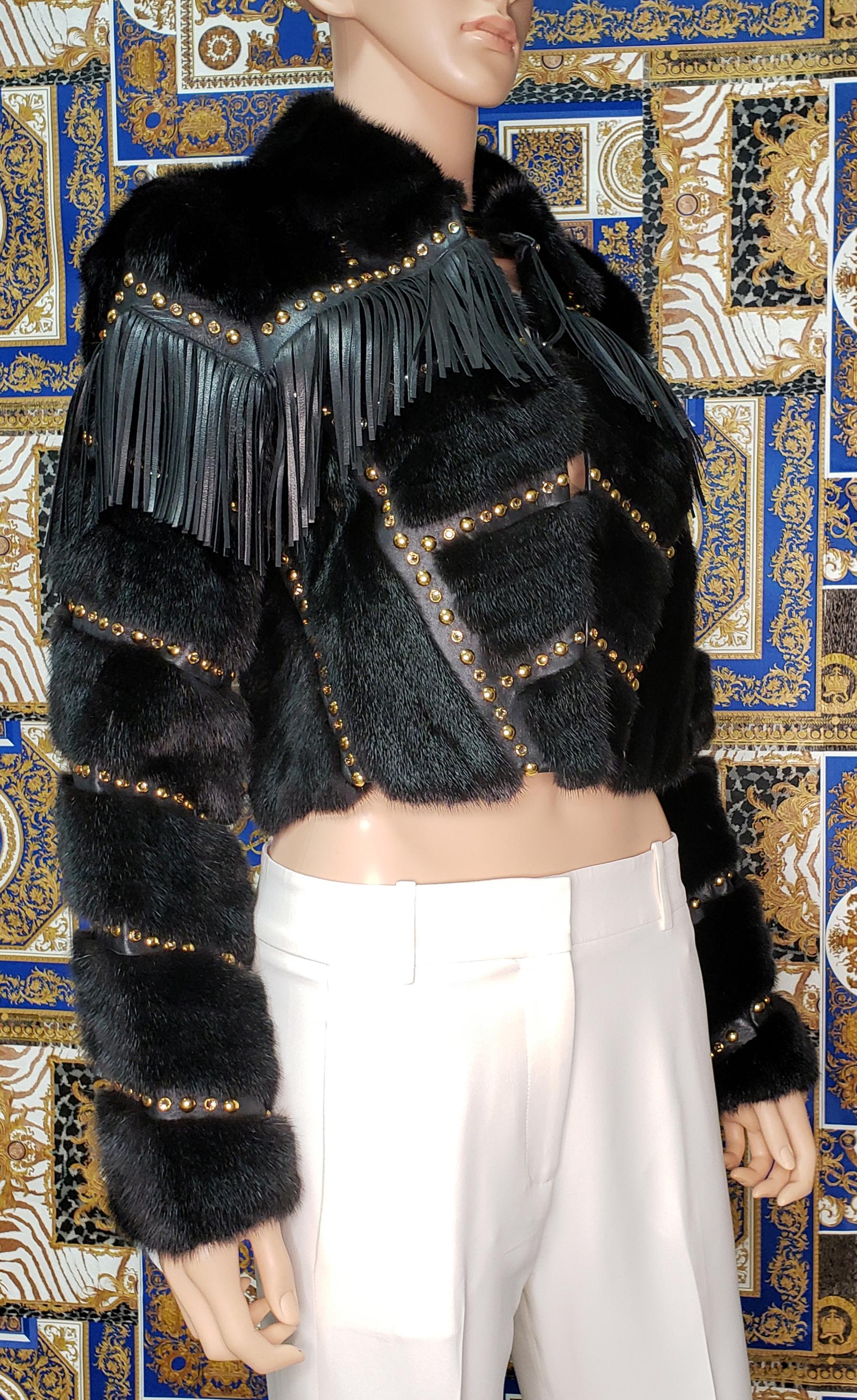 F/W14 Look #19 VERSACE FUR JACKET with STUDS, CRYSAL and LEATHER FRINGE 38 - 2 For Sale 6