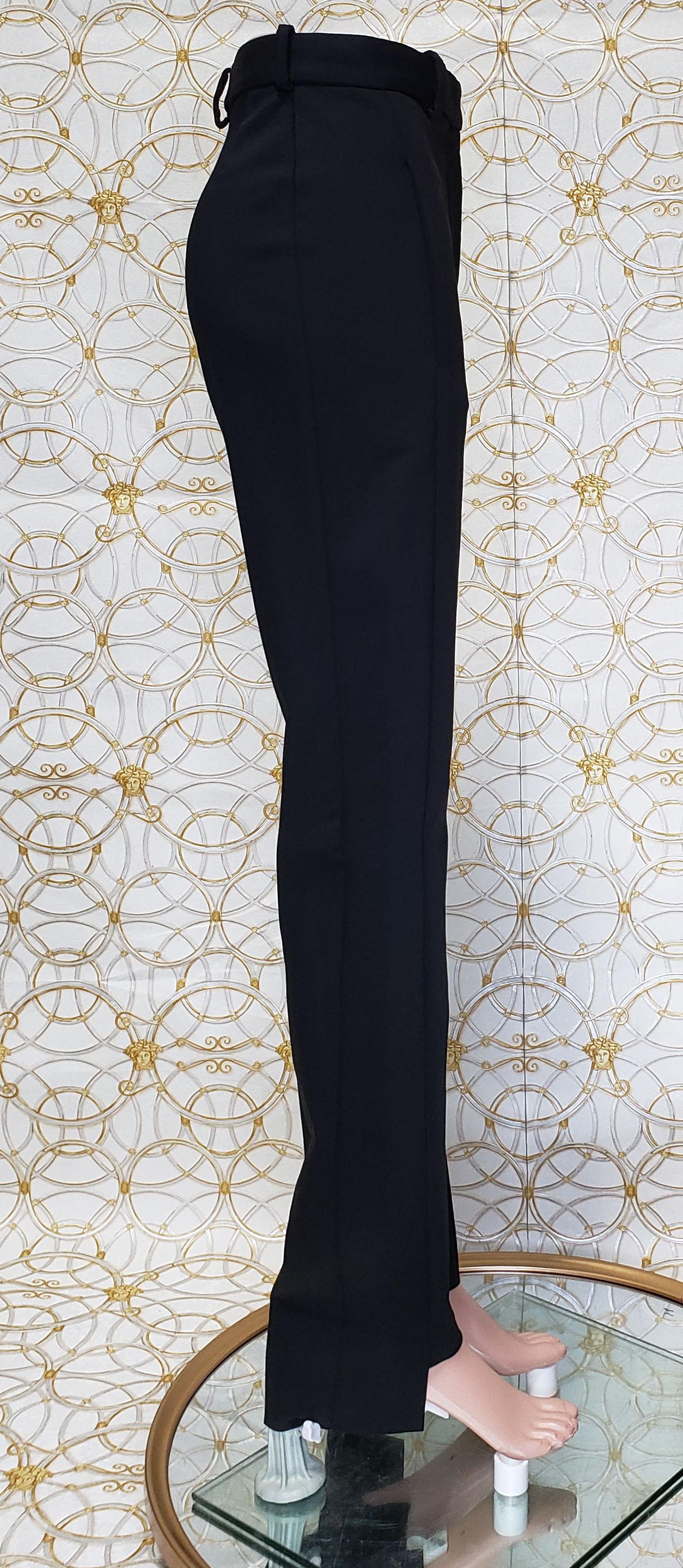 F/W15 Look #48 VERSACE BLACK CLASSIC WOOL PANTS size 38 - 4 For Sale 1