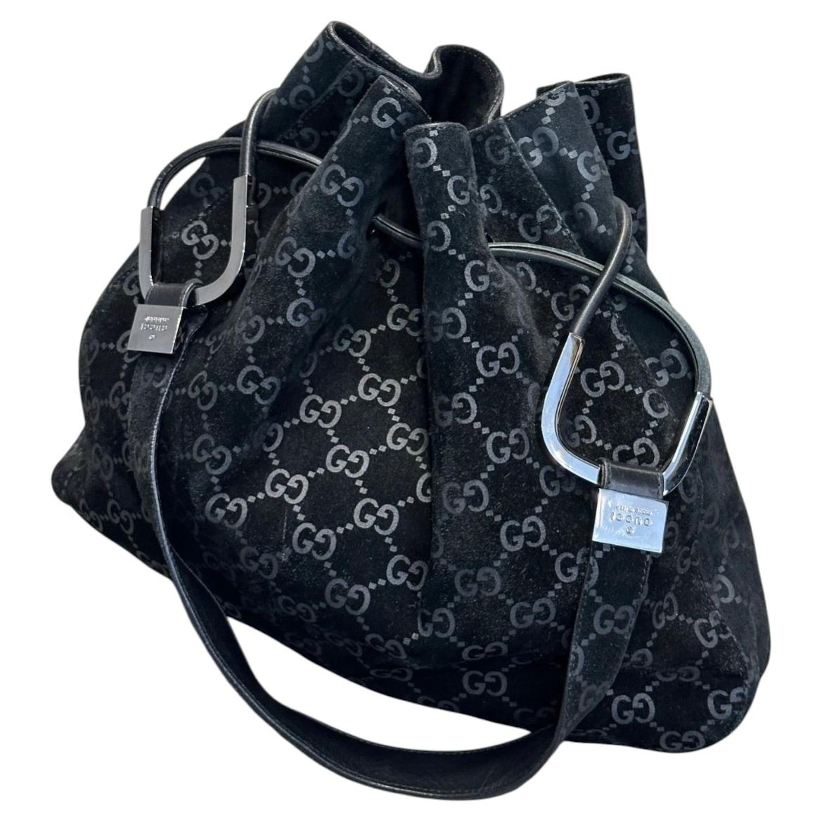 Borsa hobo in pelle scamosciata con monogramma Gucci by Tom Ford, collezione Autunno/Inverno 1997