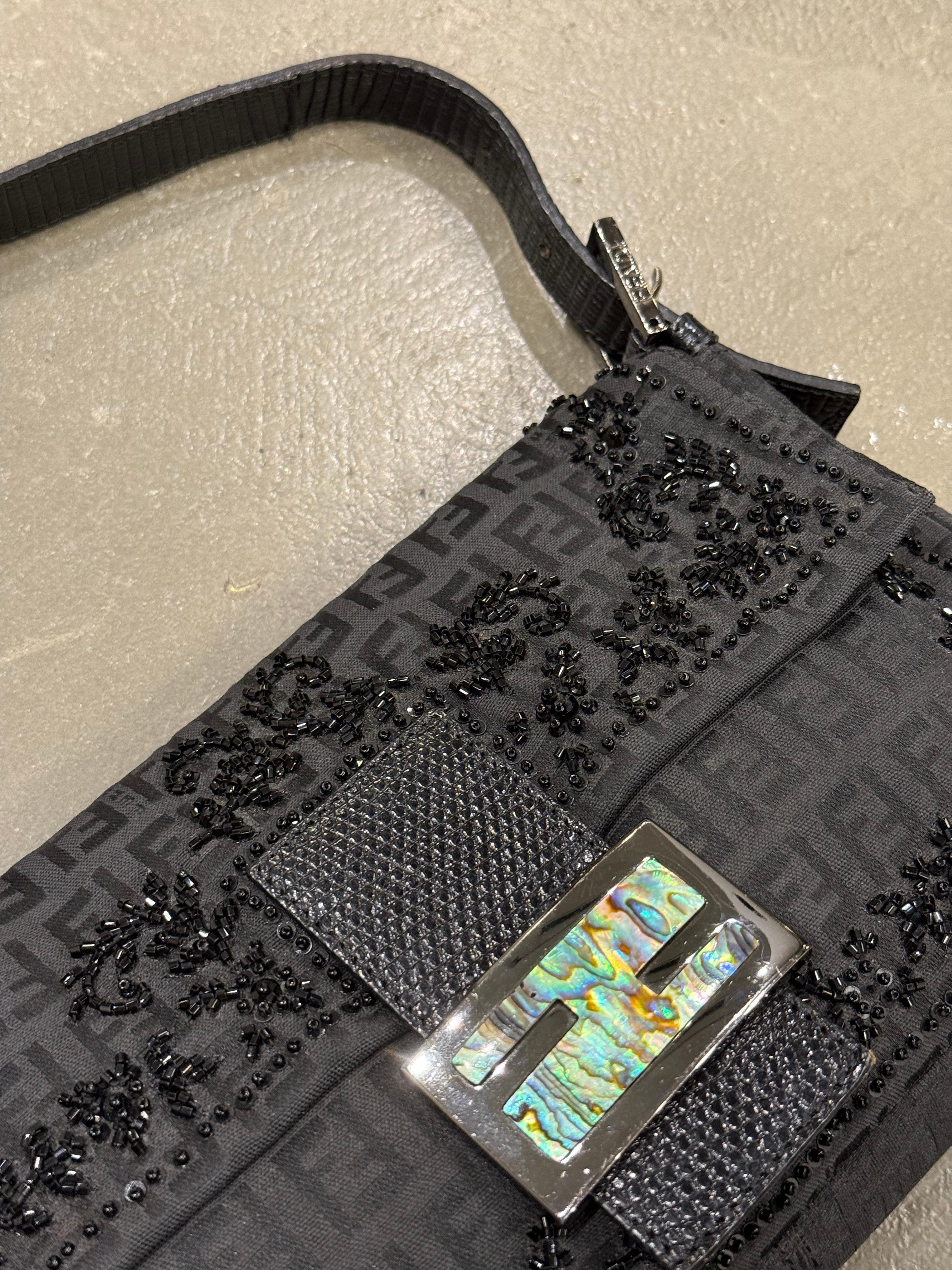 F/W1999 Fendi Baguette Zucchino con inserti lucertola e fibbia madreperla In condizioni ottime in vendita a Milano, Lombardia